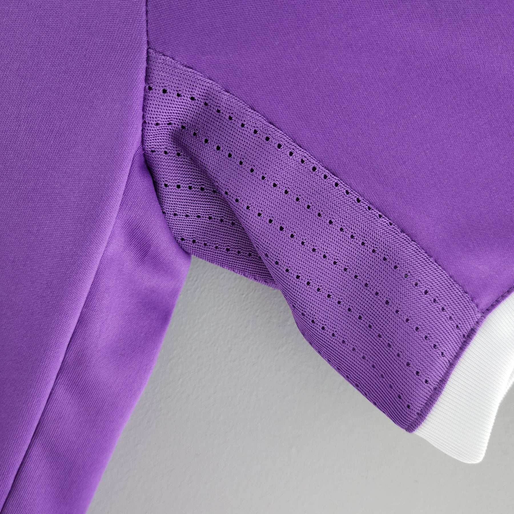 CAMISA RETRÔ REAL MADRID AWAY 17/18