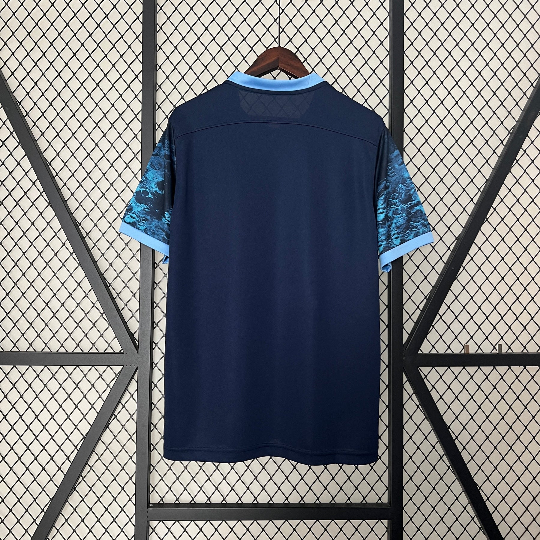 CAMISA MANCHESTER CITY RETRÔ AWAY 15/16