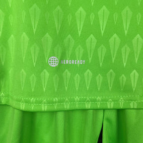 KIT INFANTIL MANCHESTER UNITED GOLEIRO GREEN 23/24