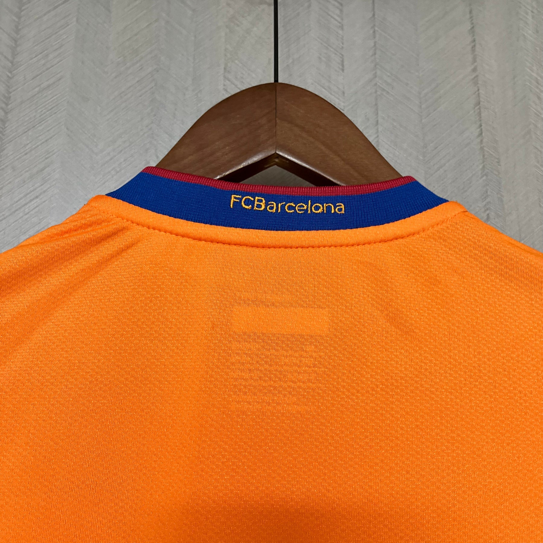 CAMISA RETRÔ BARCELONA AWAY 06/07