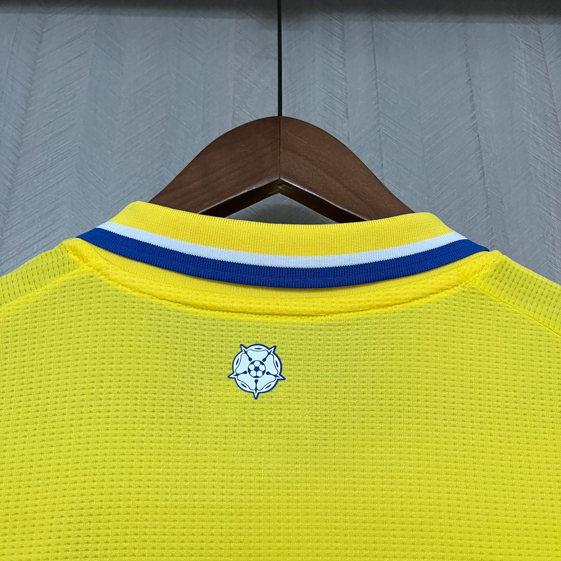 CAMISA LEEDS UNITED AWAY 24/25