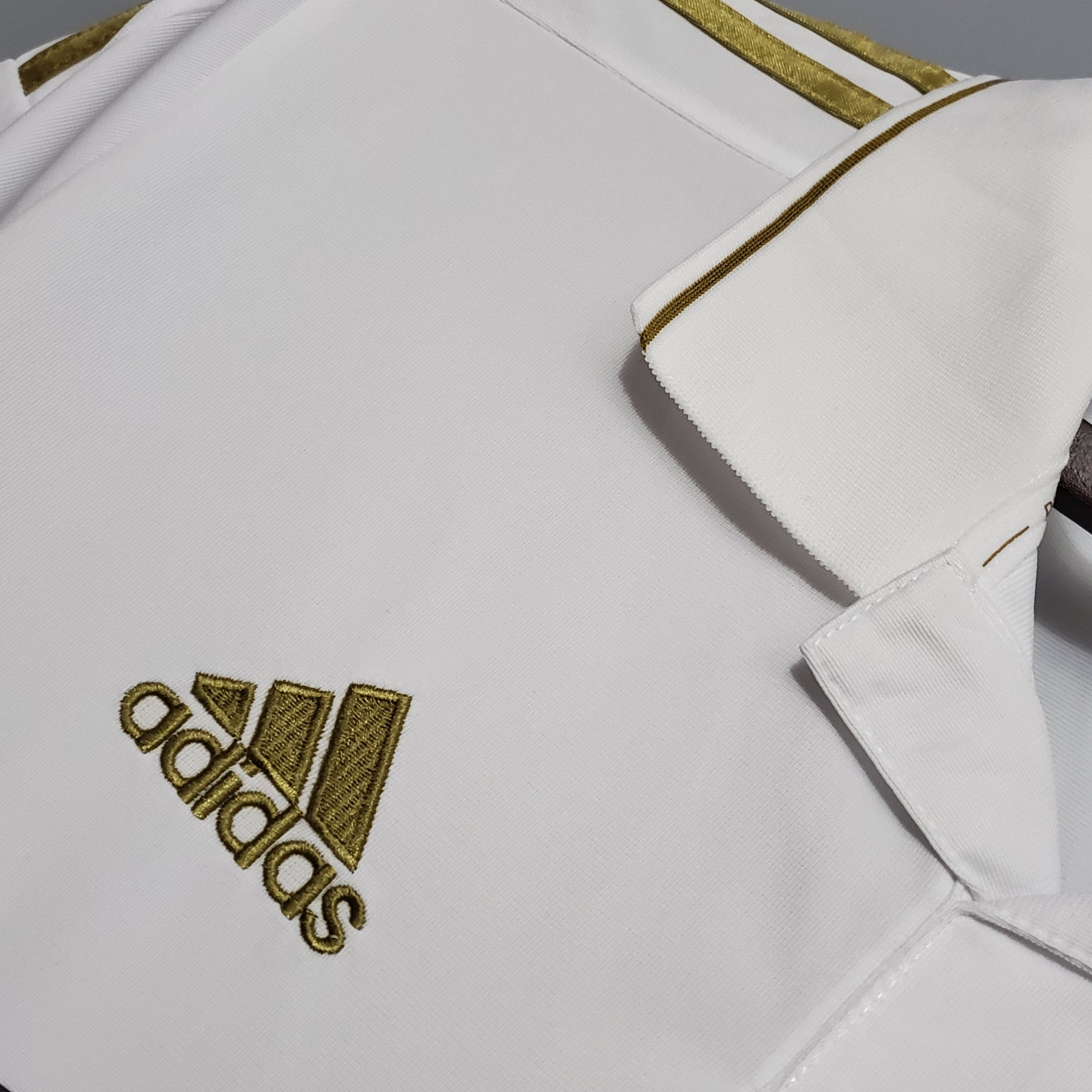 CAMISA RETRÔ REAL MADRID HOME 11/12