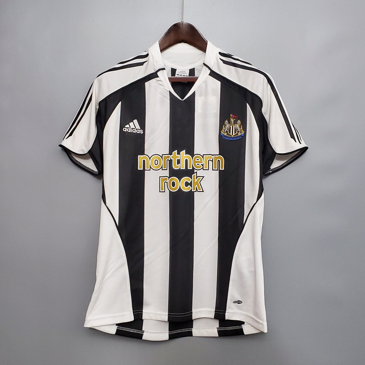 CAMISA NEWCASTLE RETRÔ HOME 05/06