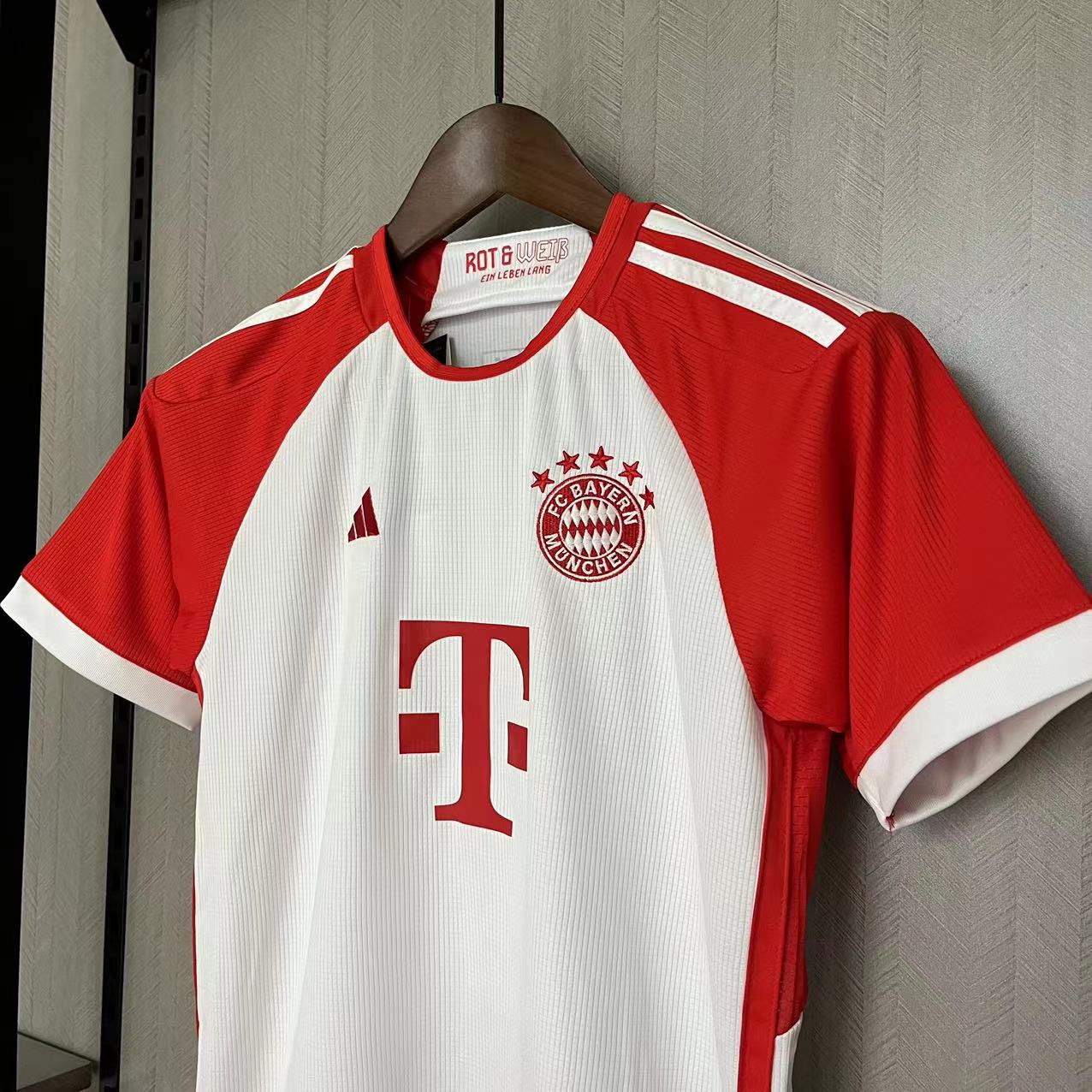 KIT INFANTIL BAYERN DE MUNICH HOME 23/24