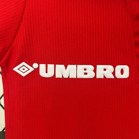 KIT INFANTIL RETRÔ MANCHESTER UNITED HOME 98/99