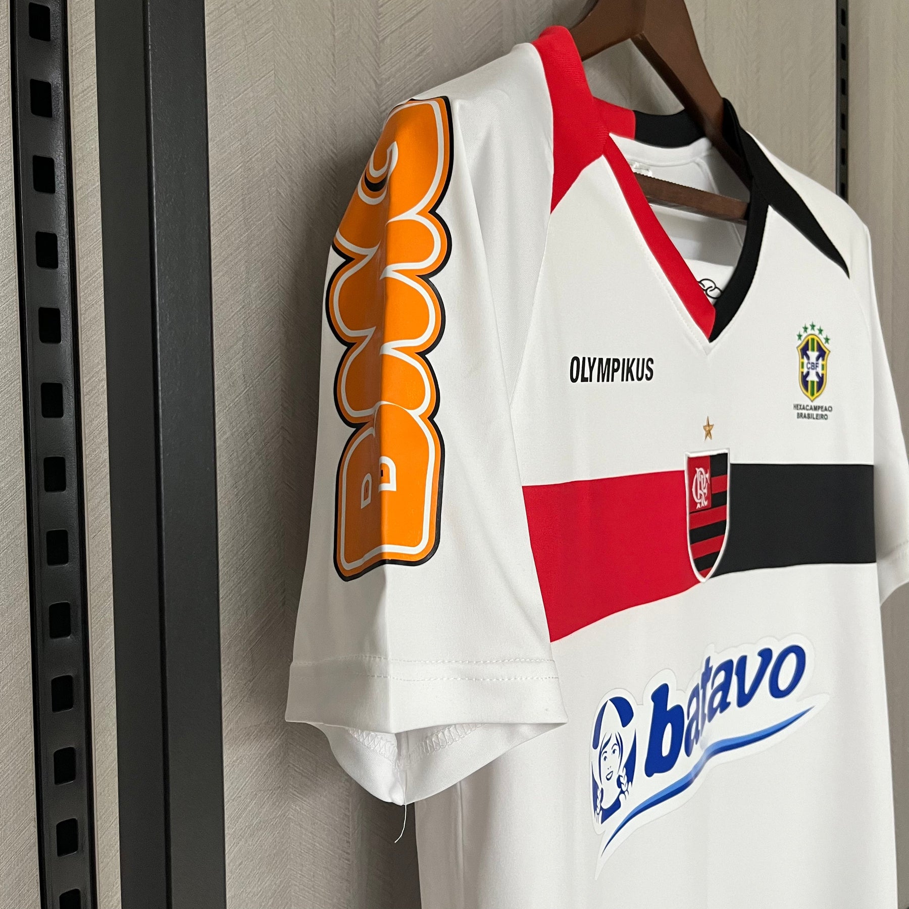 CAMISA RETRÔ FLAMENGO AWAY 2010