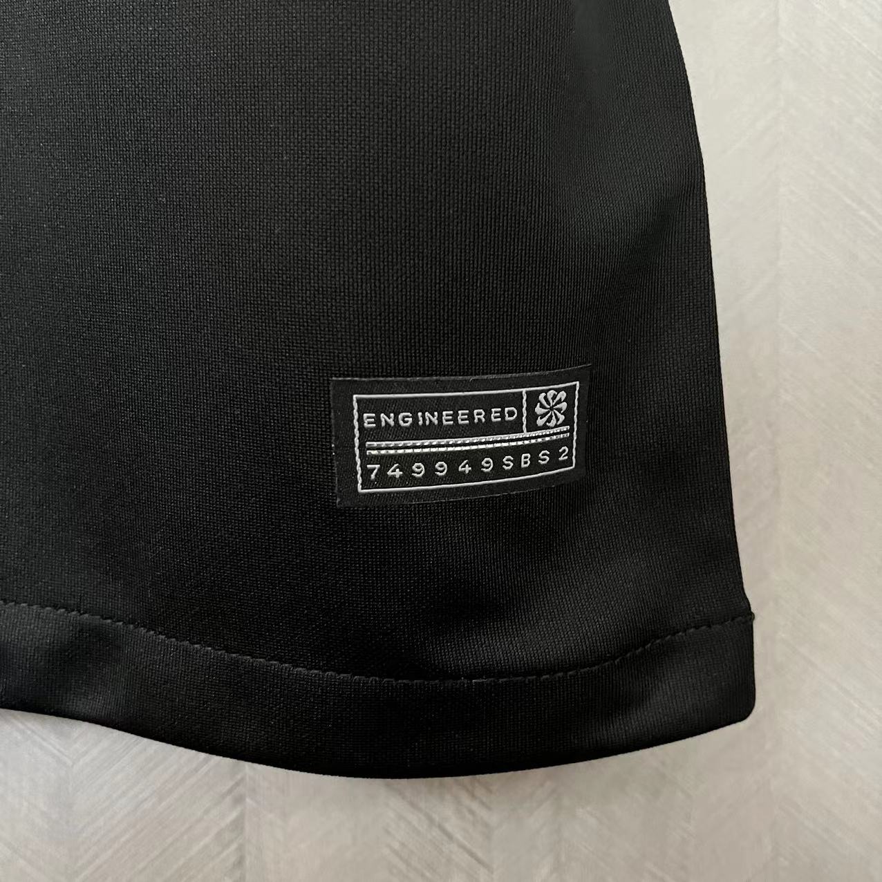 CAMISA EINTRACHT FRANKFURT THIRD 23/24