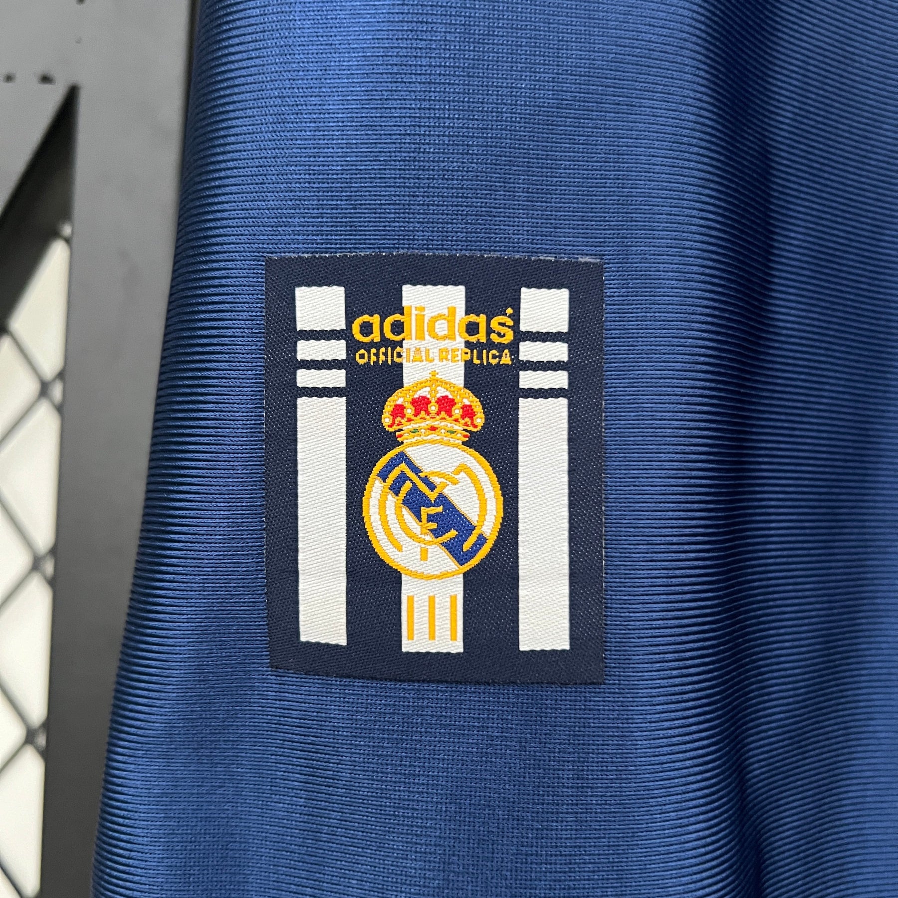 CAMISA REAL MADRID RETRÔ THIRD 98/00