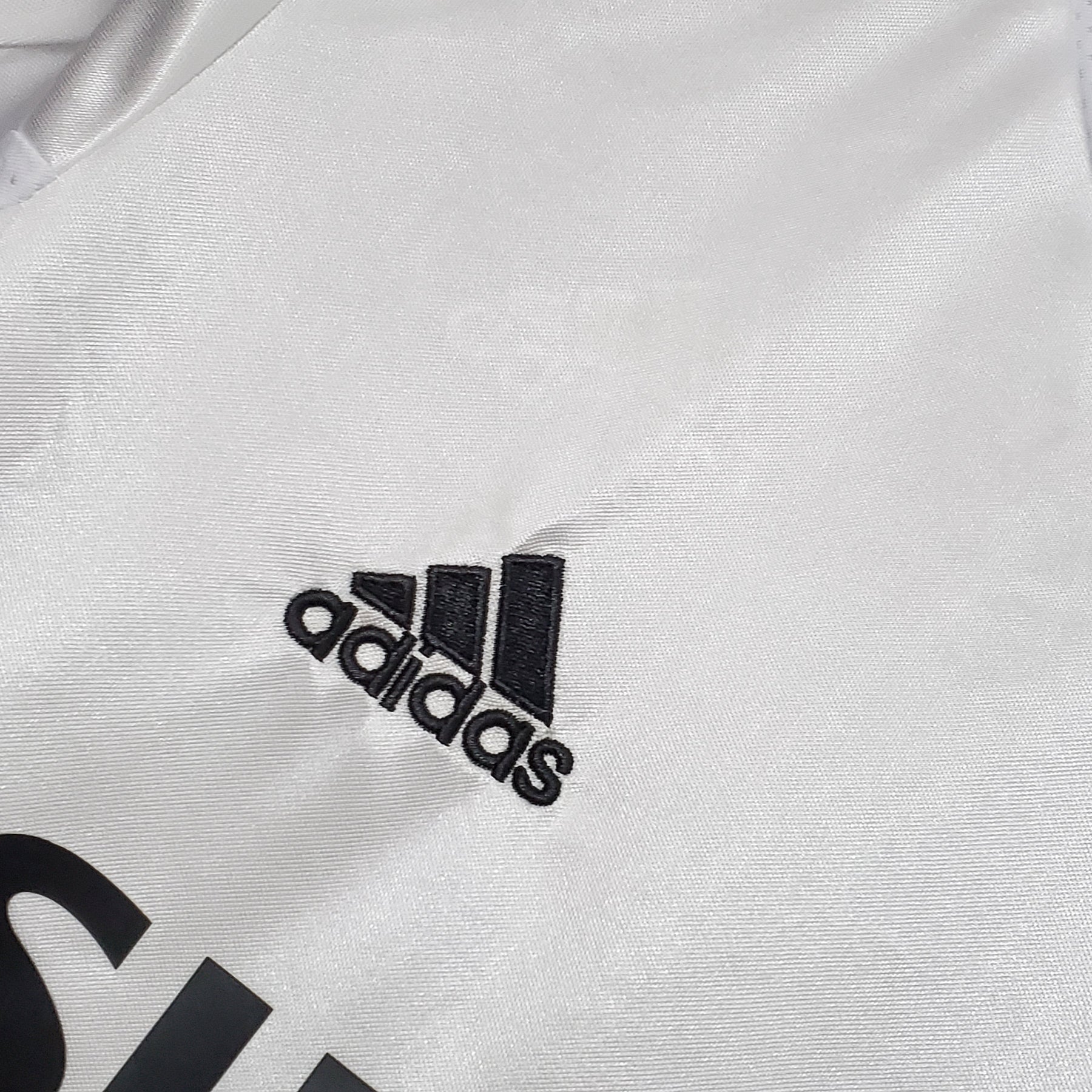 CAMISA RETRÔ REAL MADRID HOME 04/05
