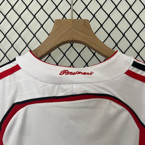 KIT INFANTIL RETRÔ MILAN AWAY 06/07
