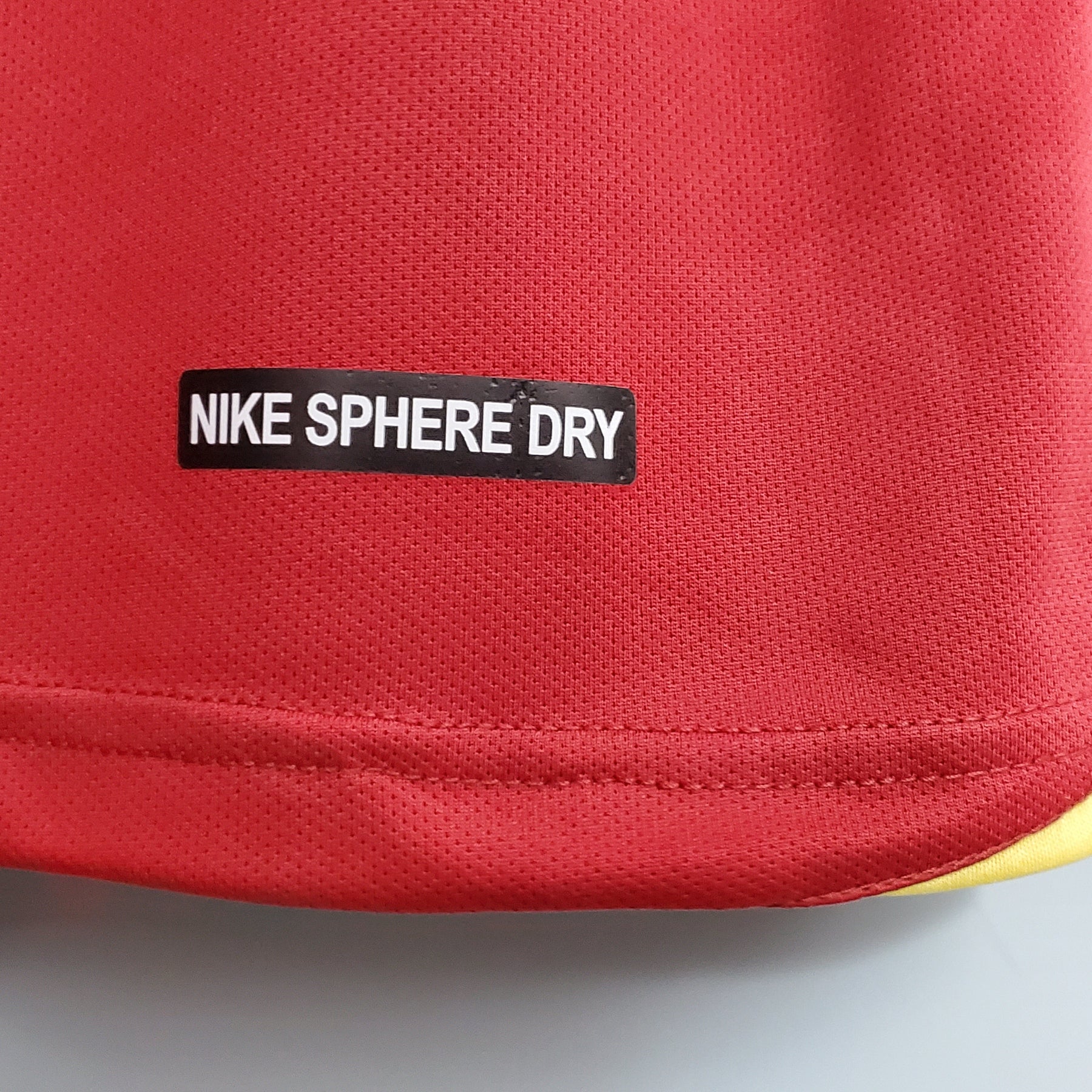 CAMISA RETRÔ MANCHESTER UNITED HOME MANGA LONGA 06/07