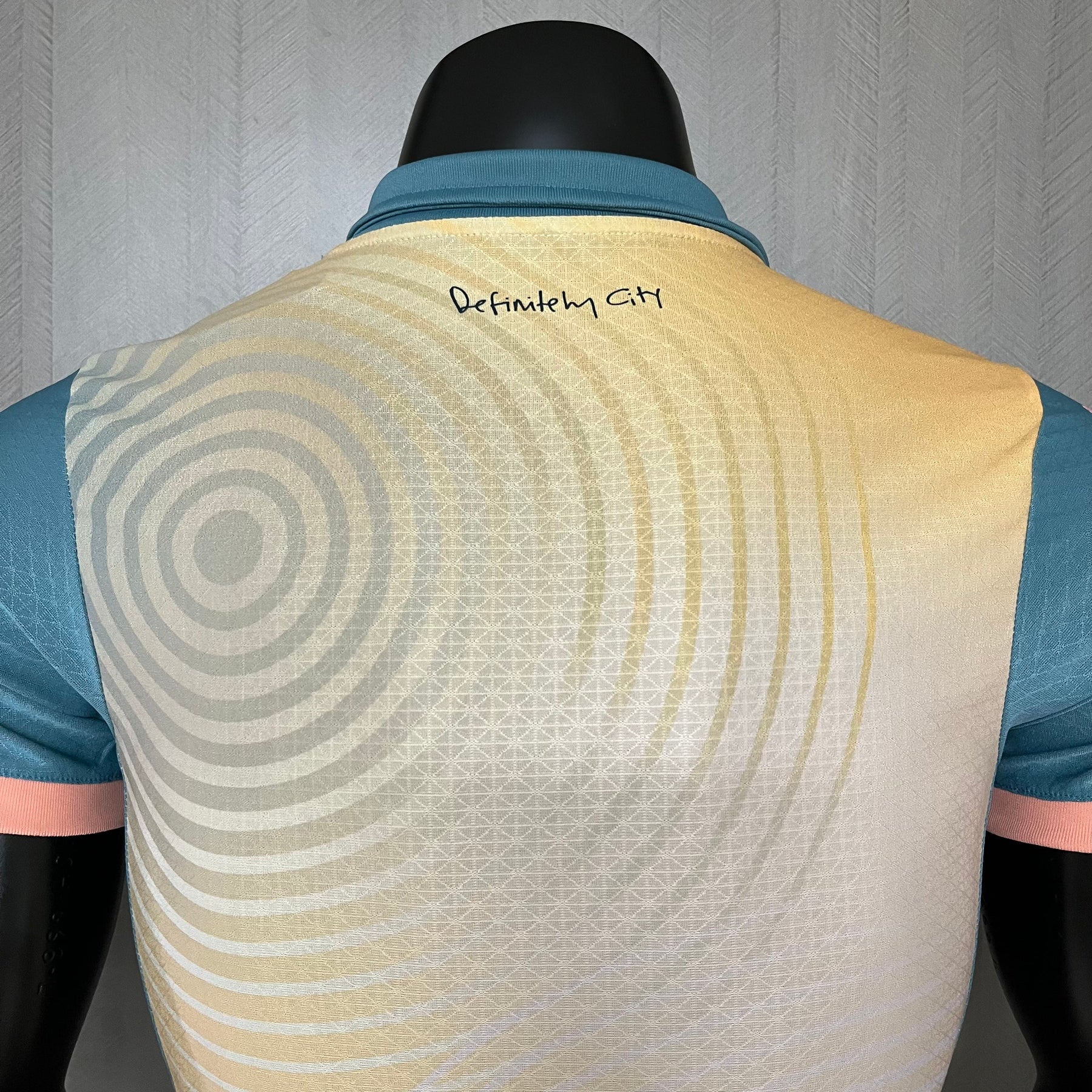 CAMISA MANCHESTER CITY VERSÃO JOGADOR FOUTH 24/25