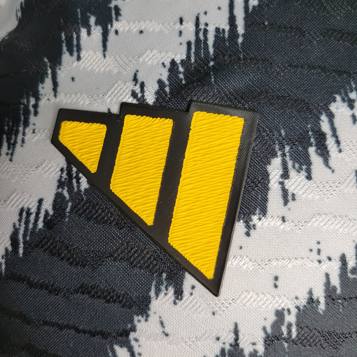 CAMISA JUVENTUS VERSÃO JOGADOR HOME 23/24