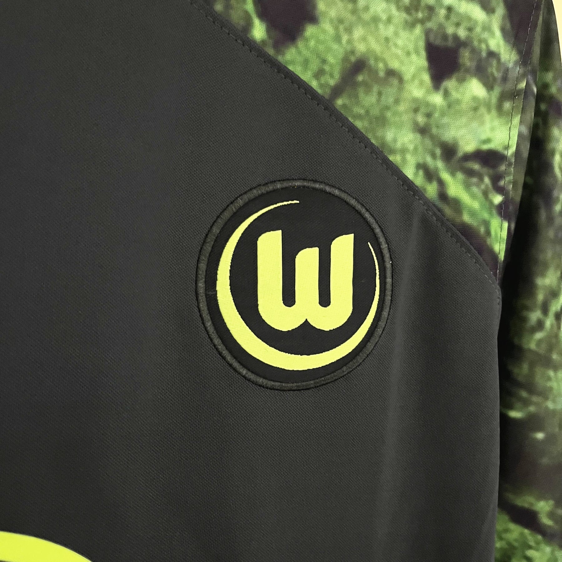 CAMISA WOLFSBURG AWAY 23/24