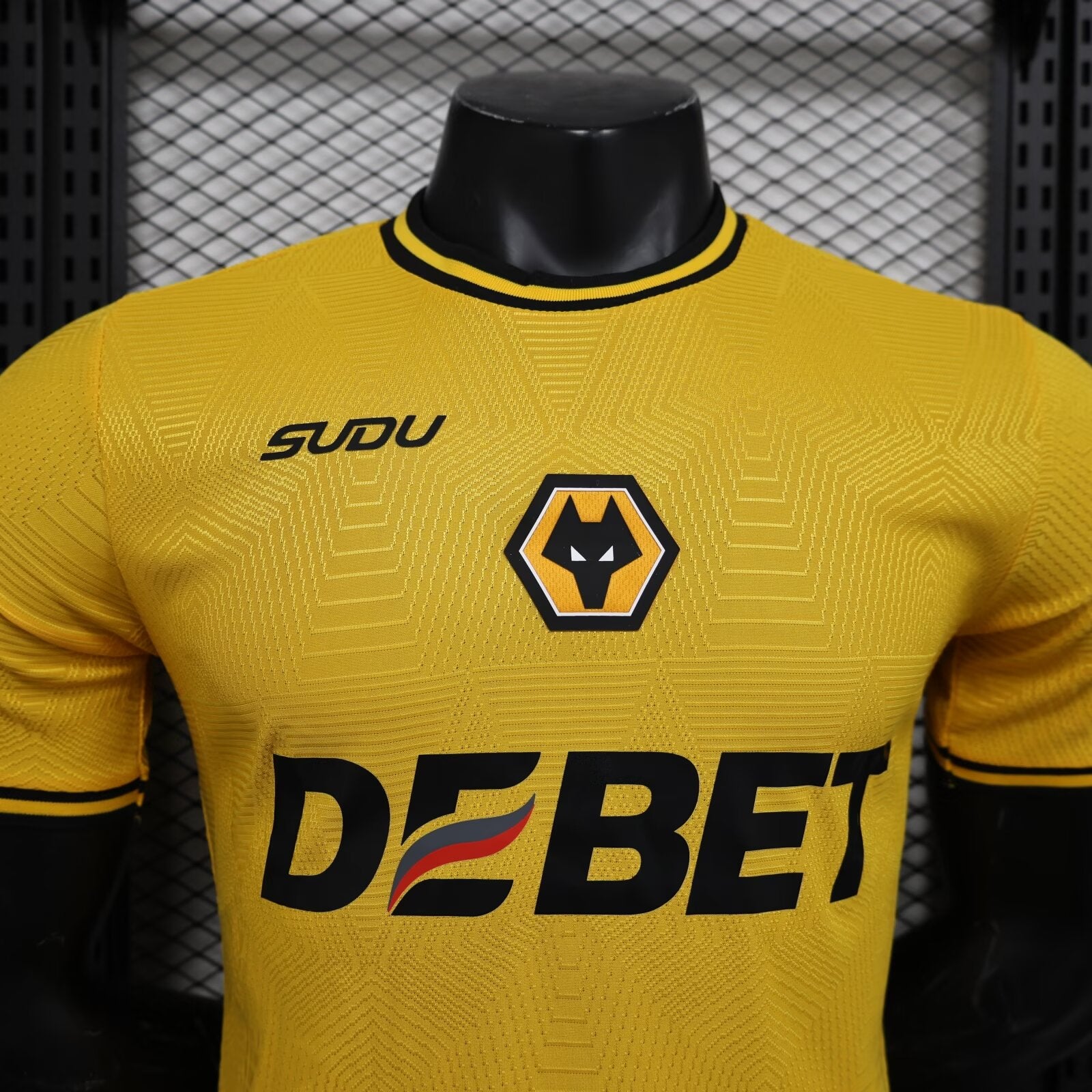 CAMISA WOLVERHAMPTON VERSÃO JOGADOR HOME 24/25