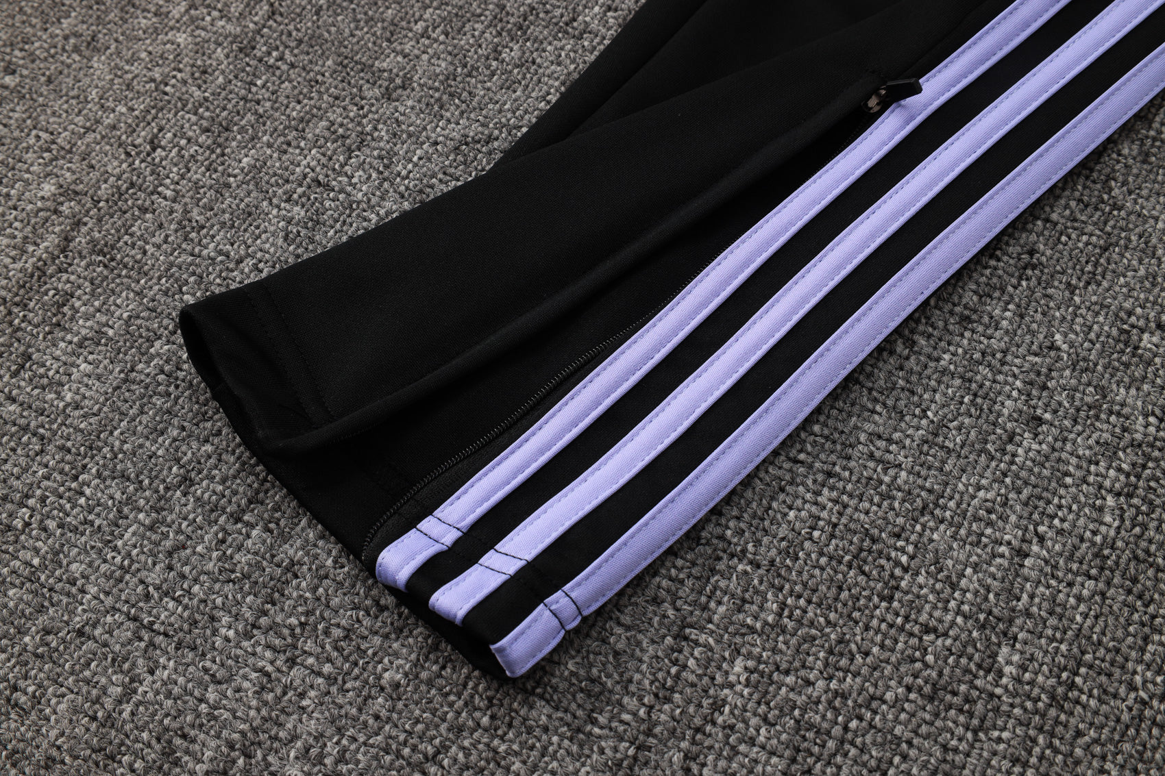 CONJUNTO DE TREINO REAL MADRID A843 24/25