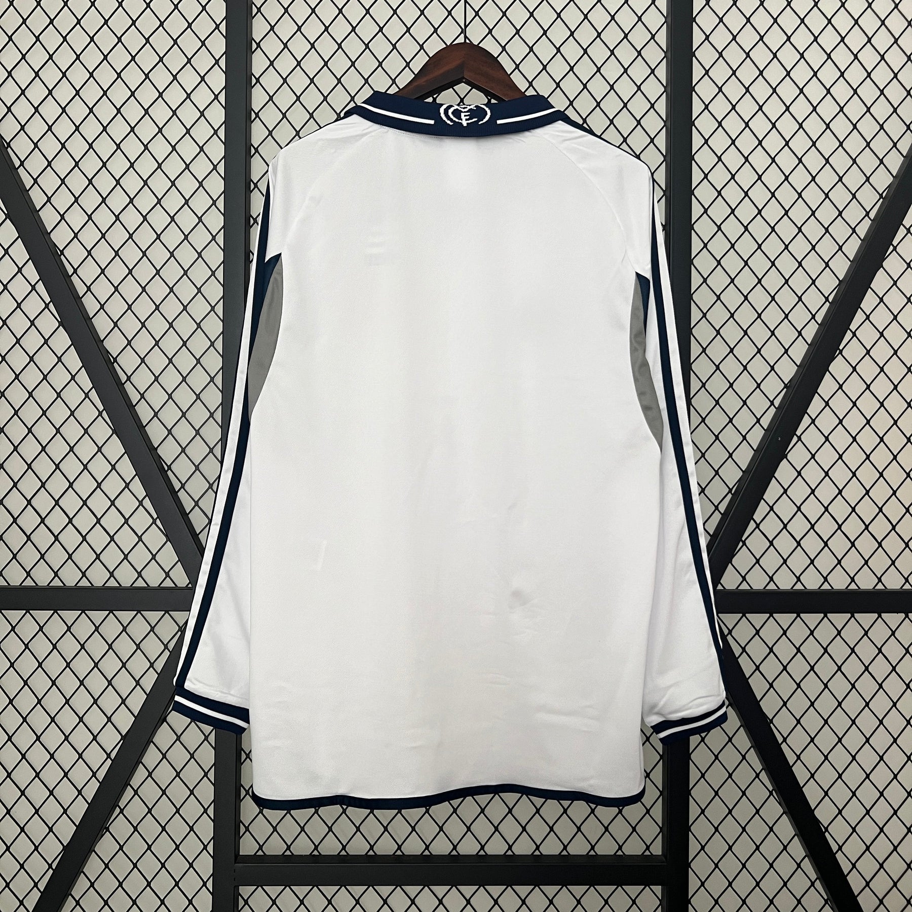 CAMISA REAL MADRID MANGA LONGA RETRÔ HOME 00/01