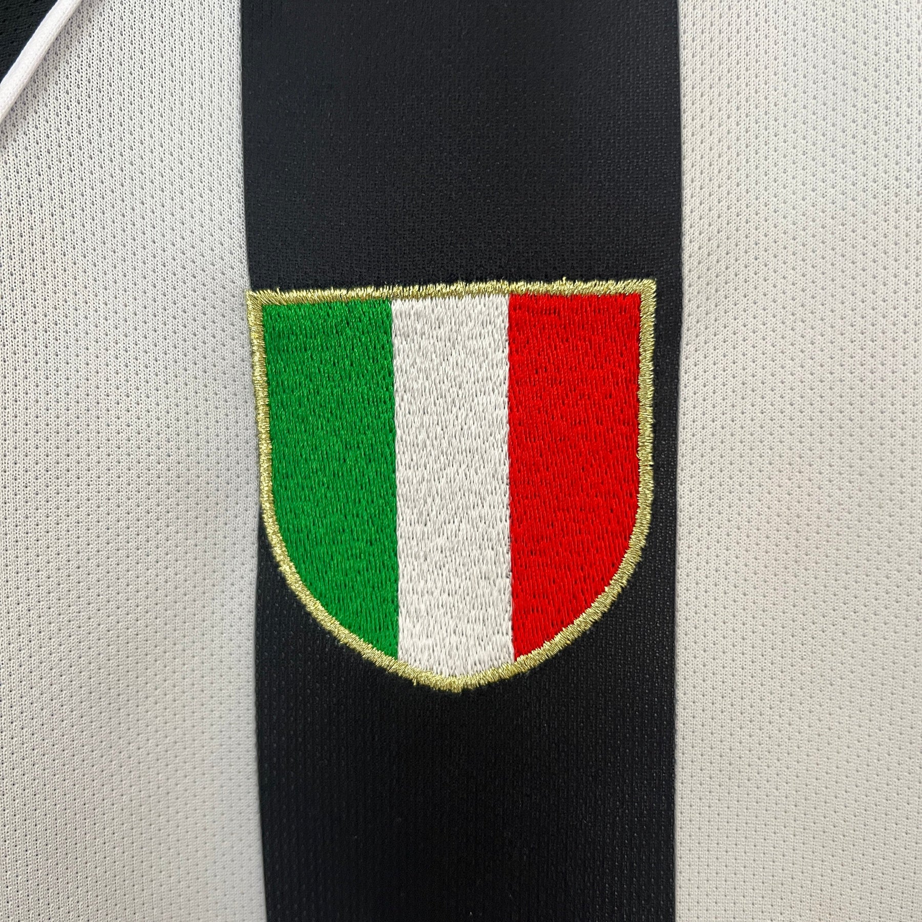 CAMISA JUVENTUS RETRÔ HOME 02/03