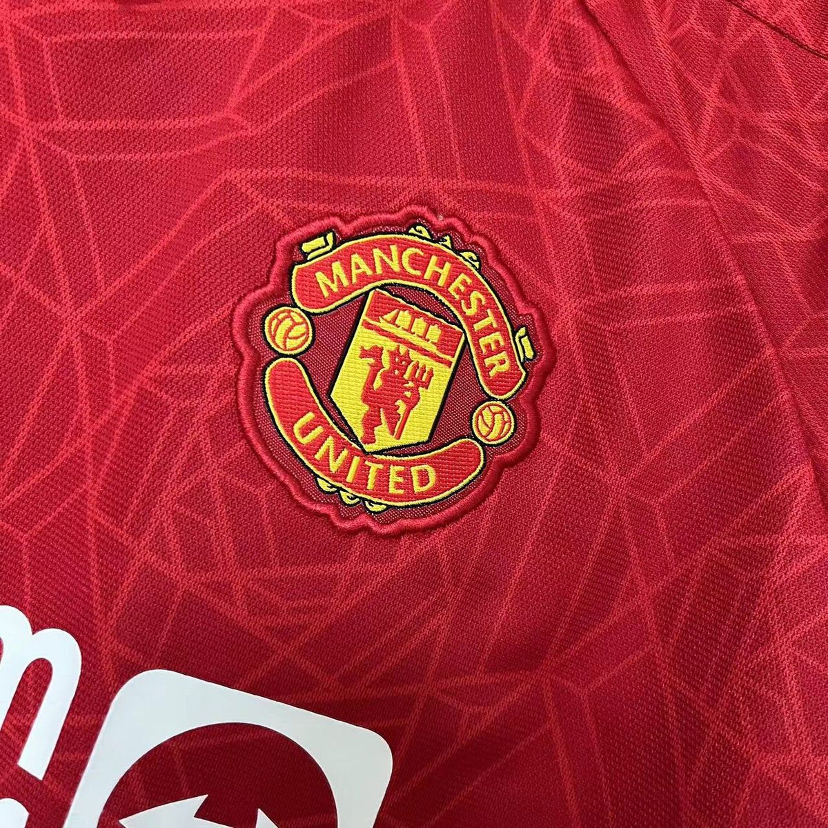 KIT INFANTIL MANCHESTER UNITED HOME 23/24