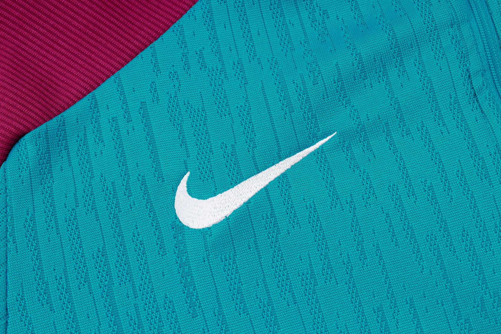 CONJUNTO DE TREINO PSG B931 VERSÃO JOGADOR 24/25