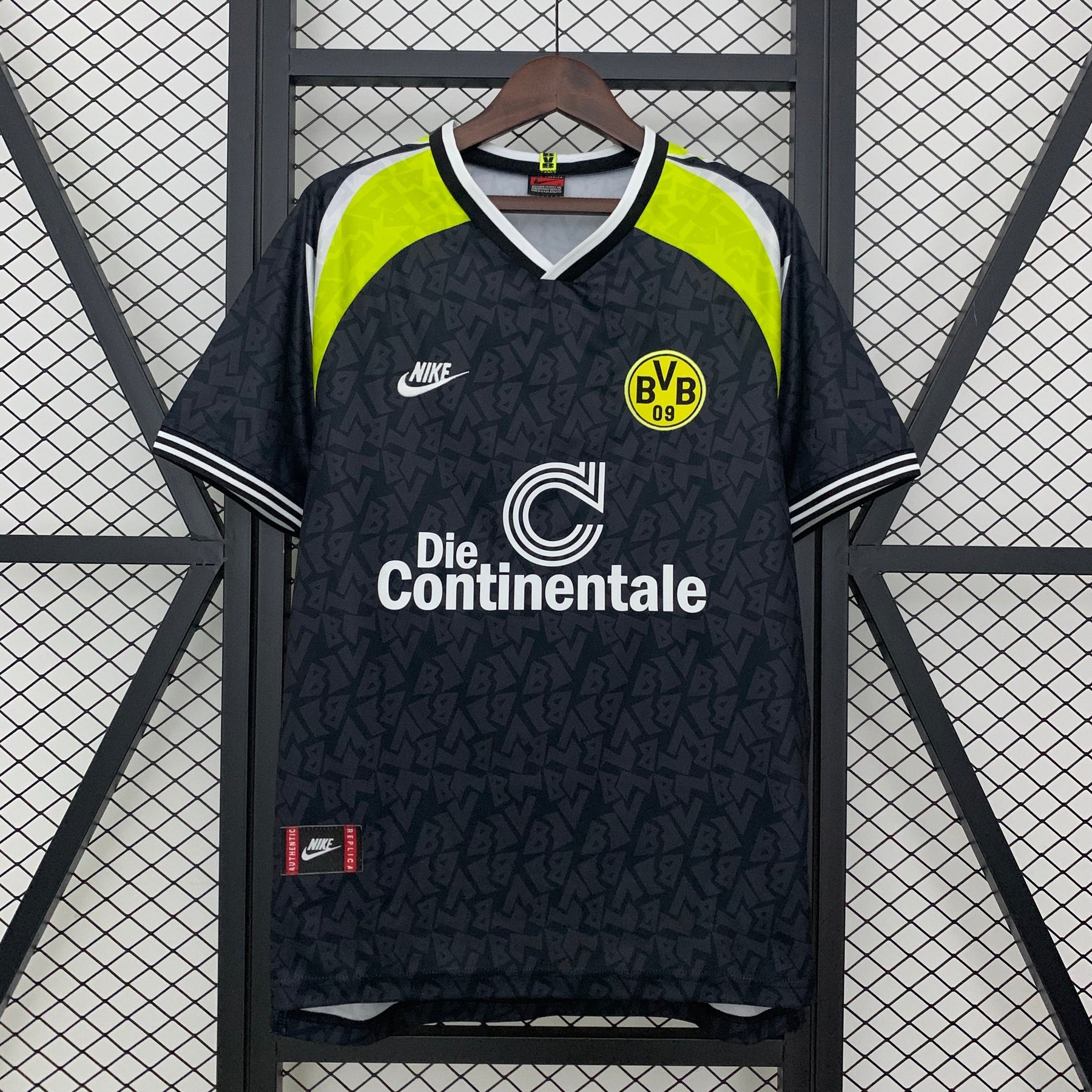 CAMISA RETRÔ BORUSSIA DORTMUND AWAY 95/96