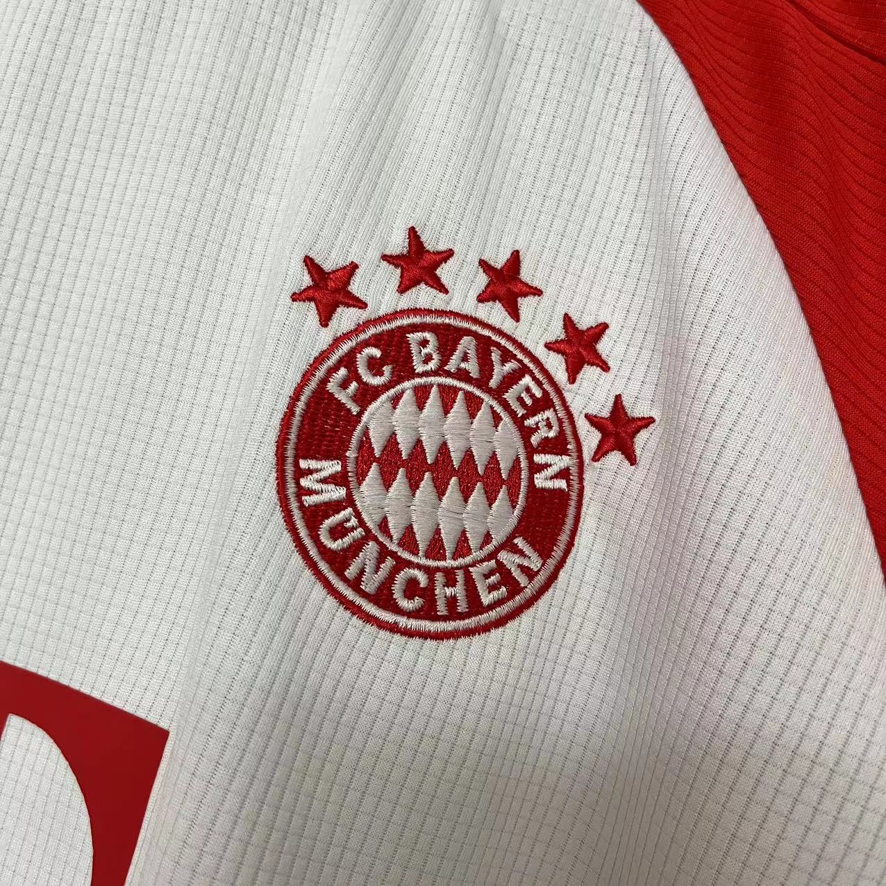 KIT INFANTIL BAYERN DE MUNICH HOME 23/24