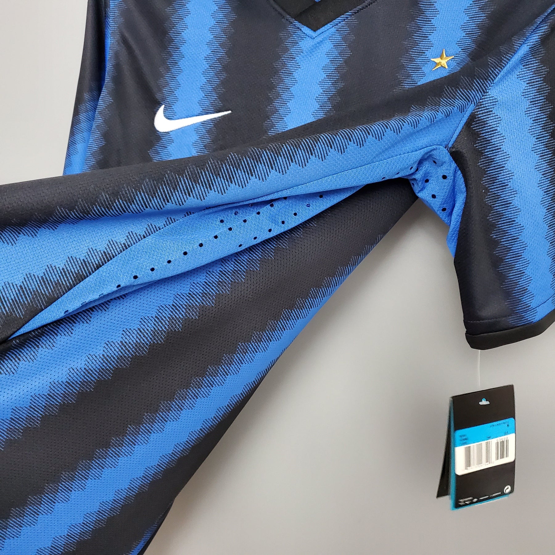 CAMISA INTER DE MILÃO RETRÔ HOME 10/11