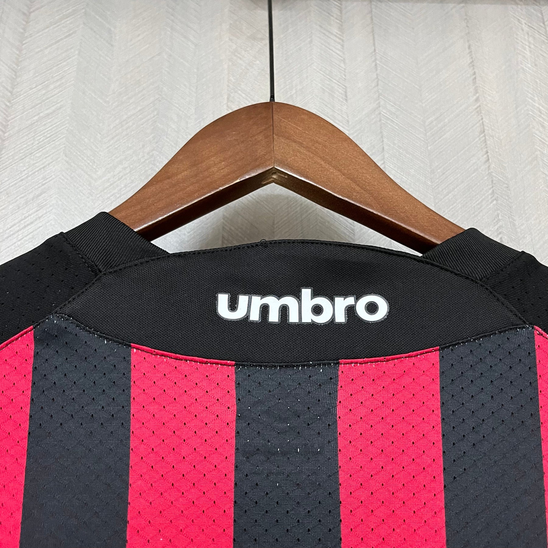 CAMISA RETRÔ ATHLÉTICO PARANAENSE HOME 2018