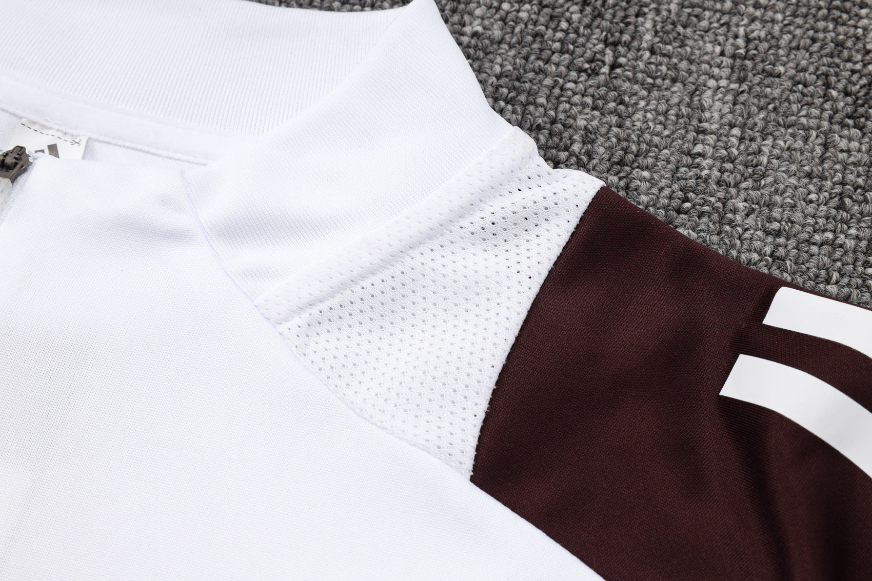 CONJUNTO DE TREINO BAYERN DE MUNICH B886 24/25