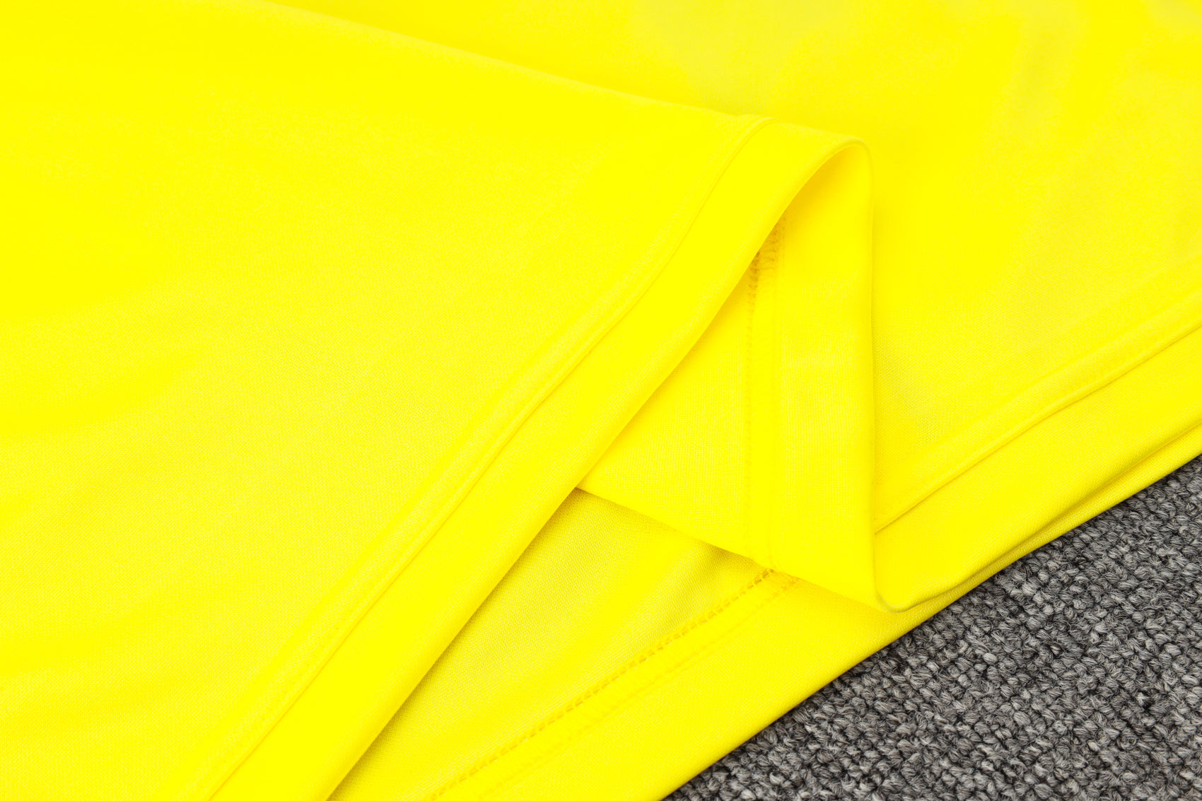 CONJUNTO DE TREINO FLAMENGO YELLOW 24/25