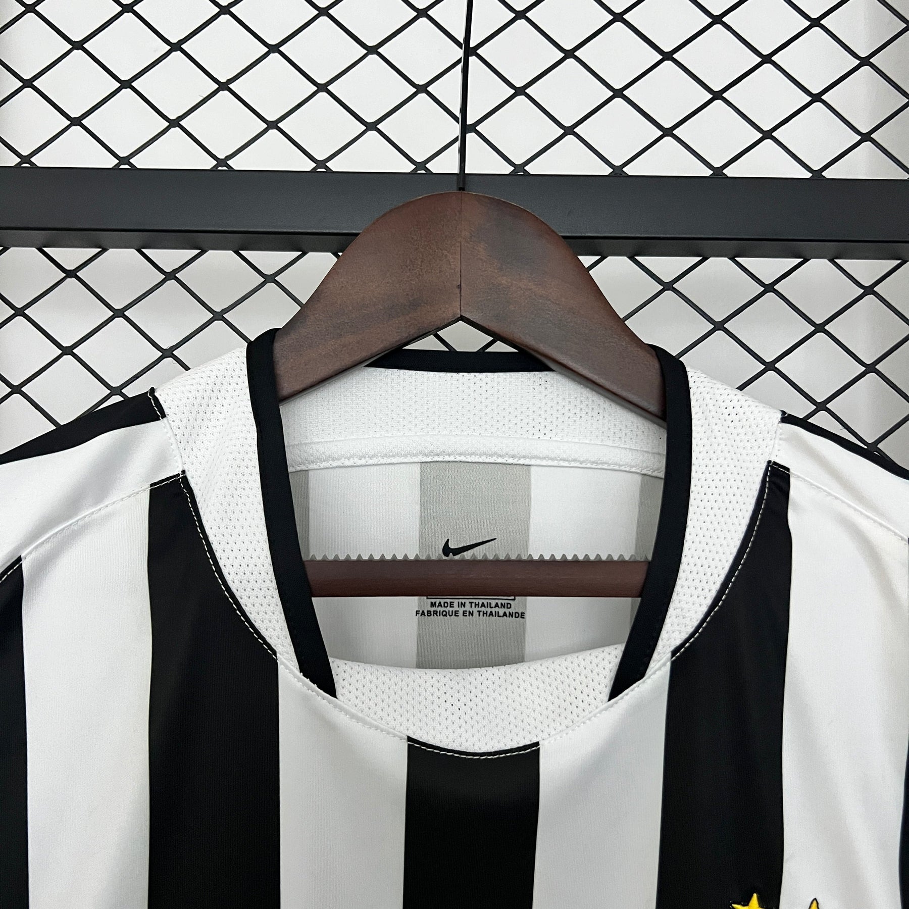 CAMISA JUVENTUS RETRÔ HOME 03/04