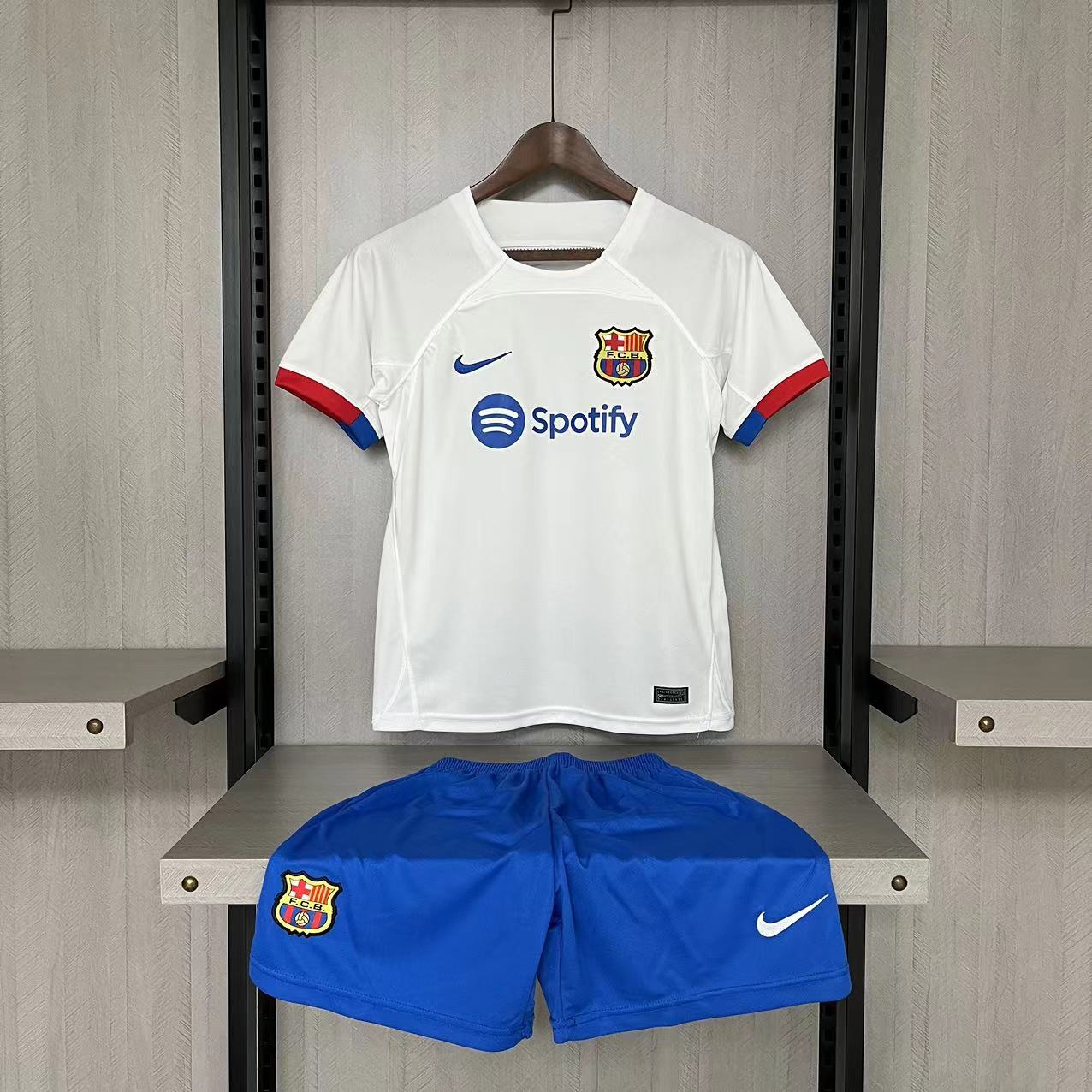 KIT INFANTIL BARCELONA AWAY 23/24
