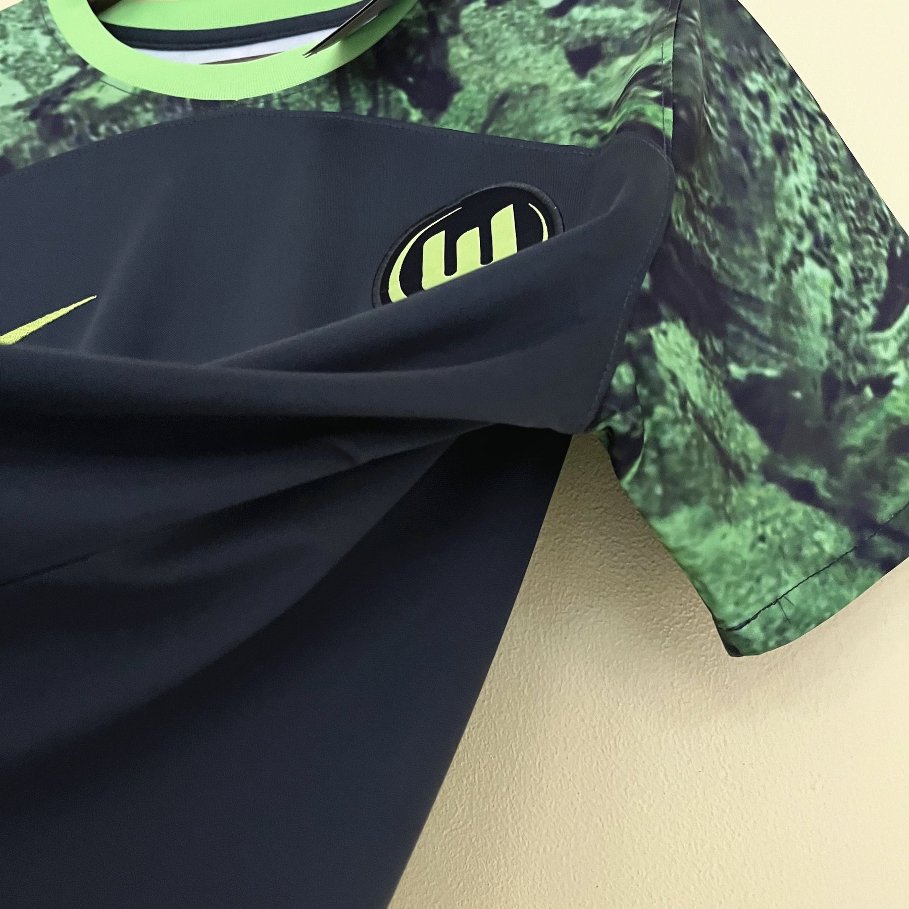 CAMISA WOLFSBURG AWAY 23/24