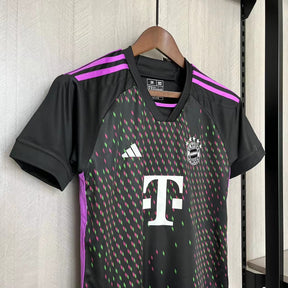 KIT INFANTIL BAYERN DE MUNICH AWAY 23/24