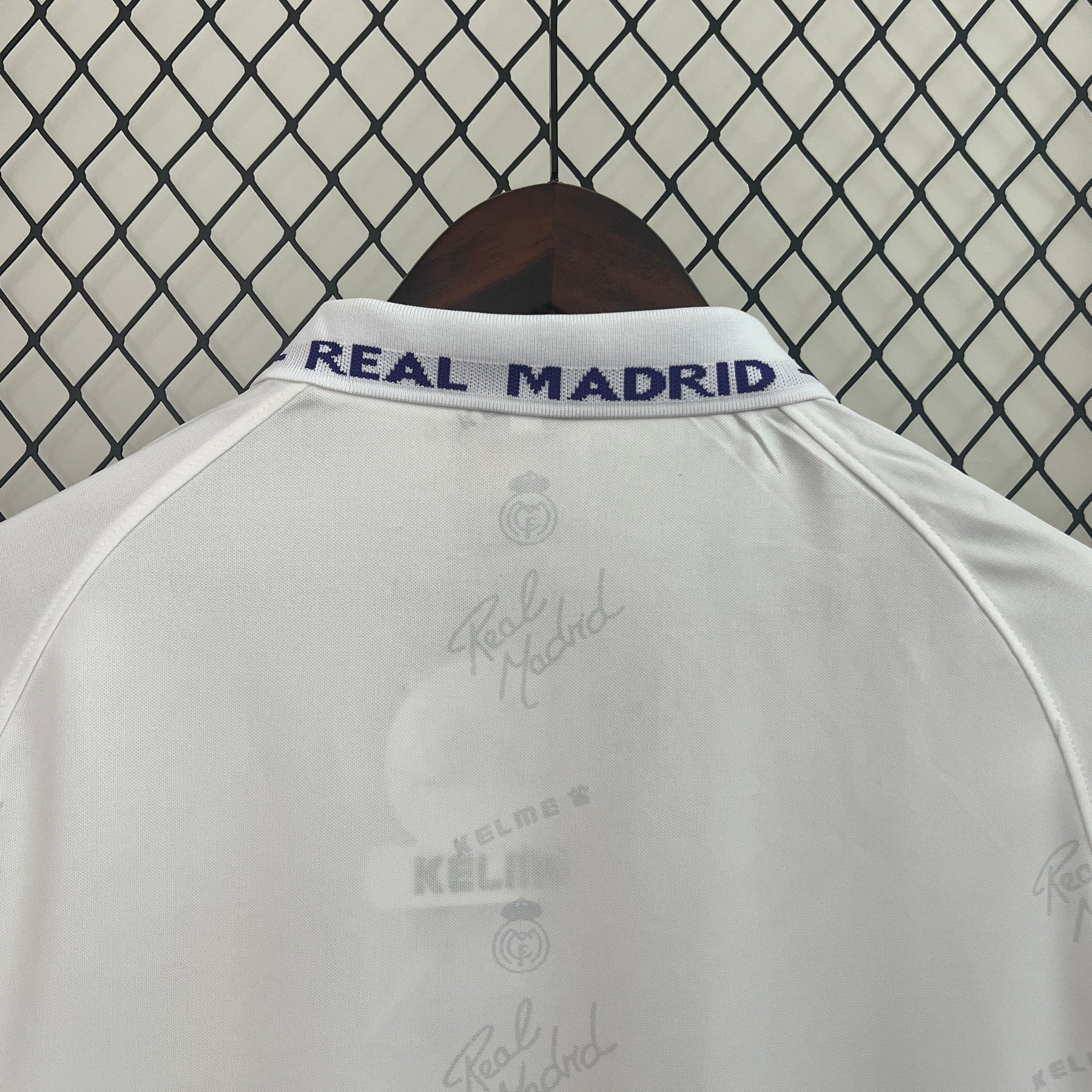 CAMISA REAL MADRID MANGA LONGA RETRÔ HOME 94/96