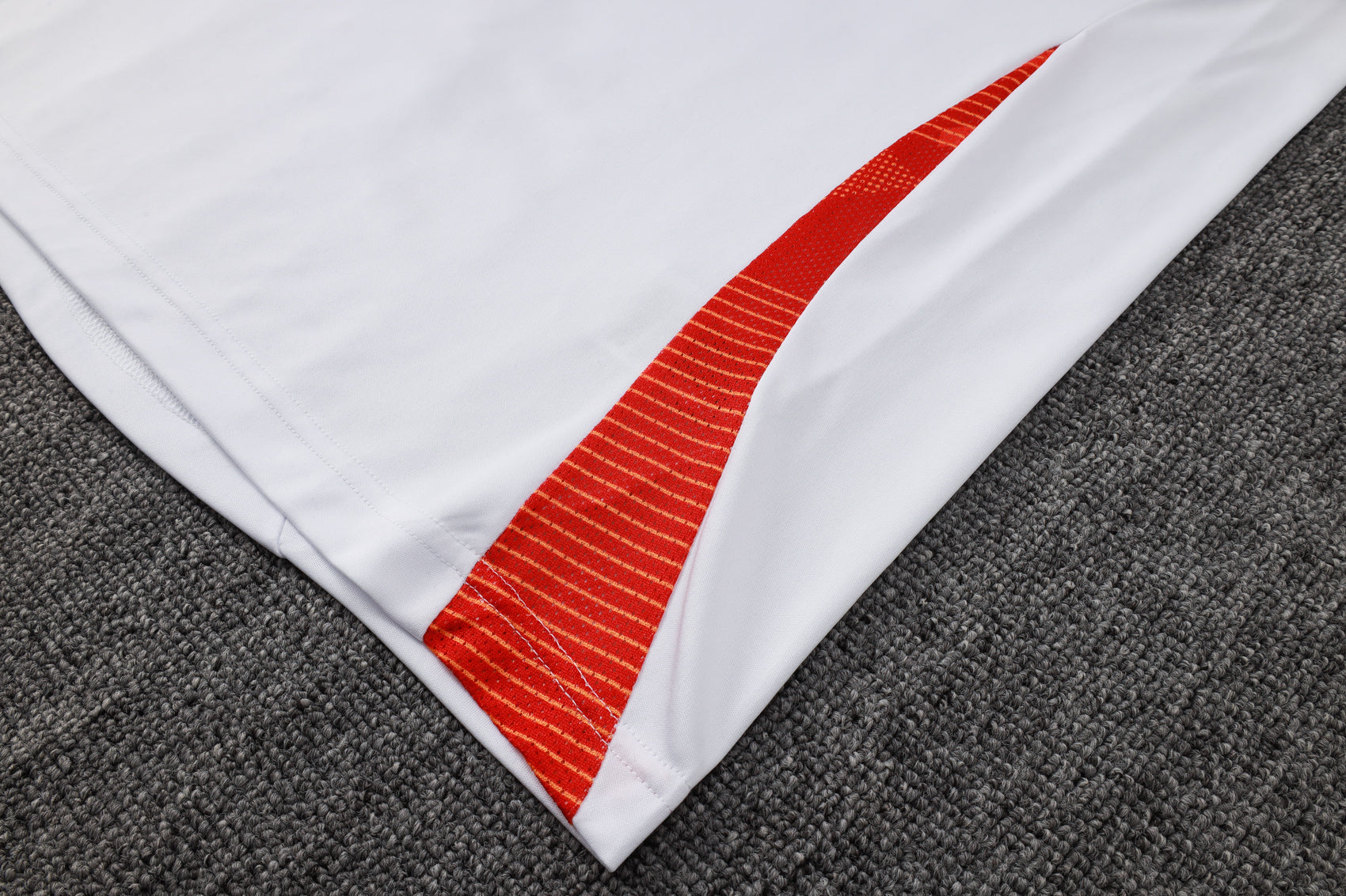 KIT COMISSÃO INTERNACIONAL WHITE 25/26
