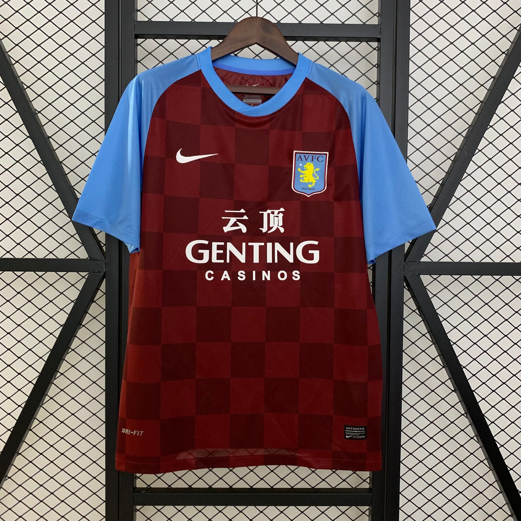 CAMISA RETRÔ ASTON VILLA HOME 11/12