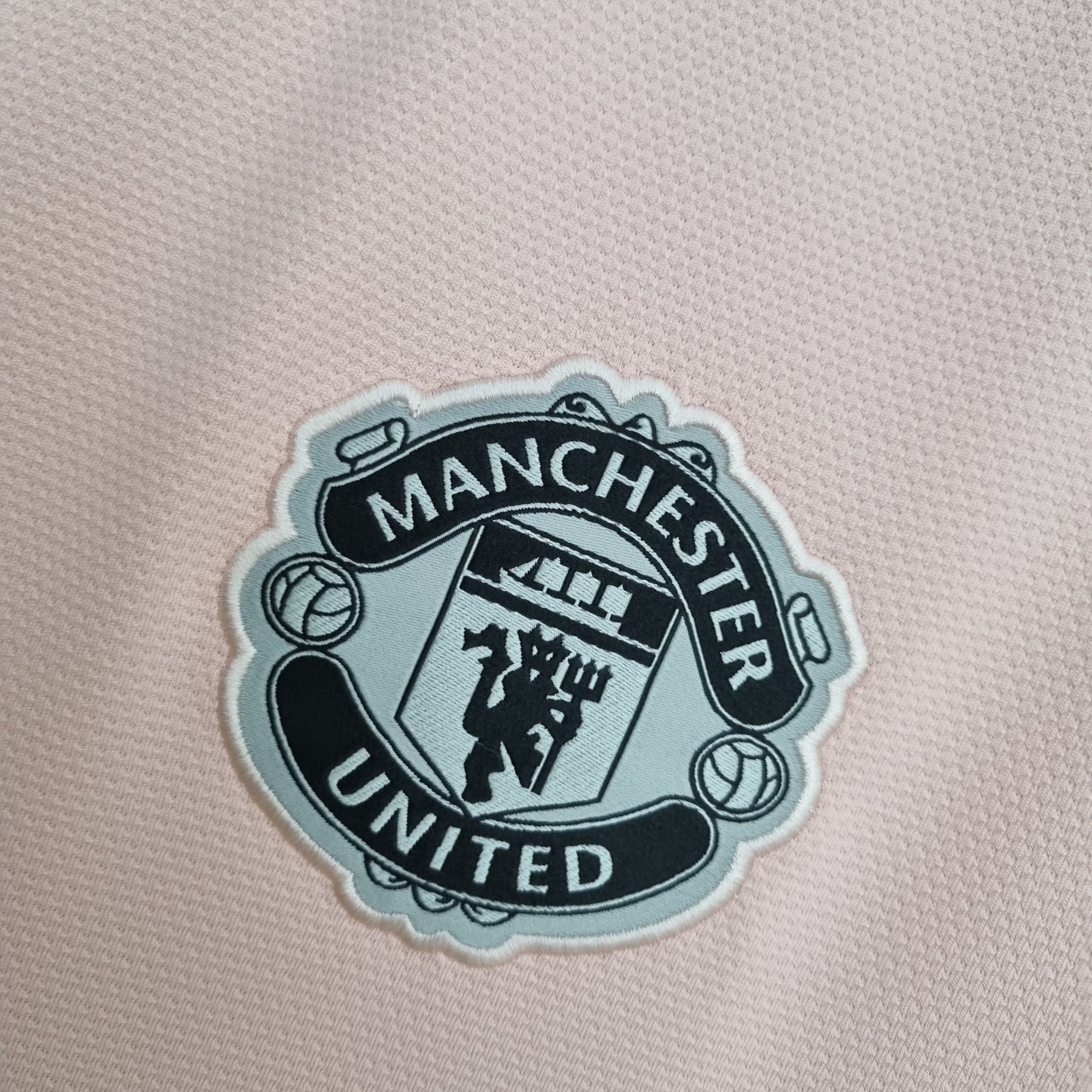 CAMISA RETRÔ MANCHESTER UNITED AWAY 18/19