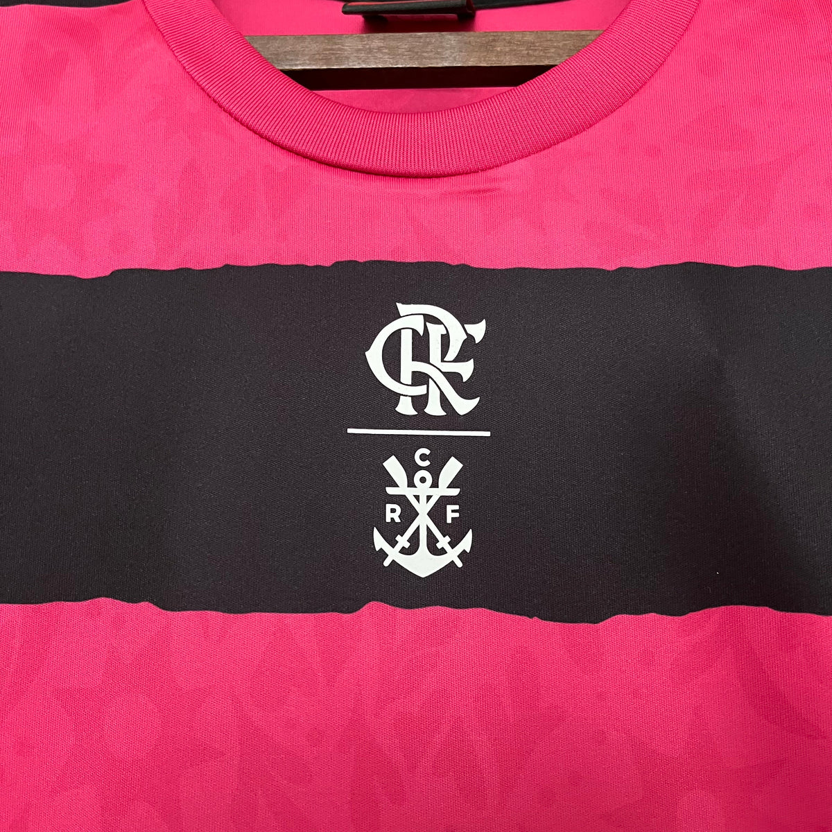 CAMISA FLAMENGO FEMININA OUTUBRO ROSA 24/25