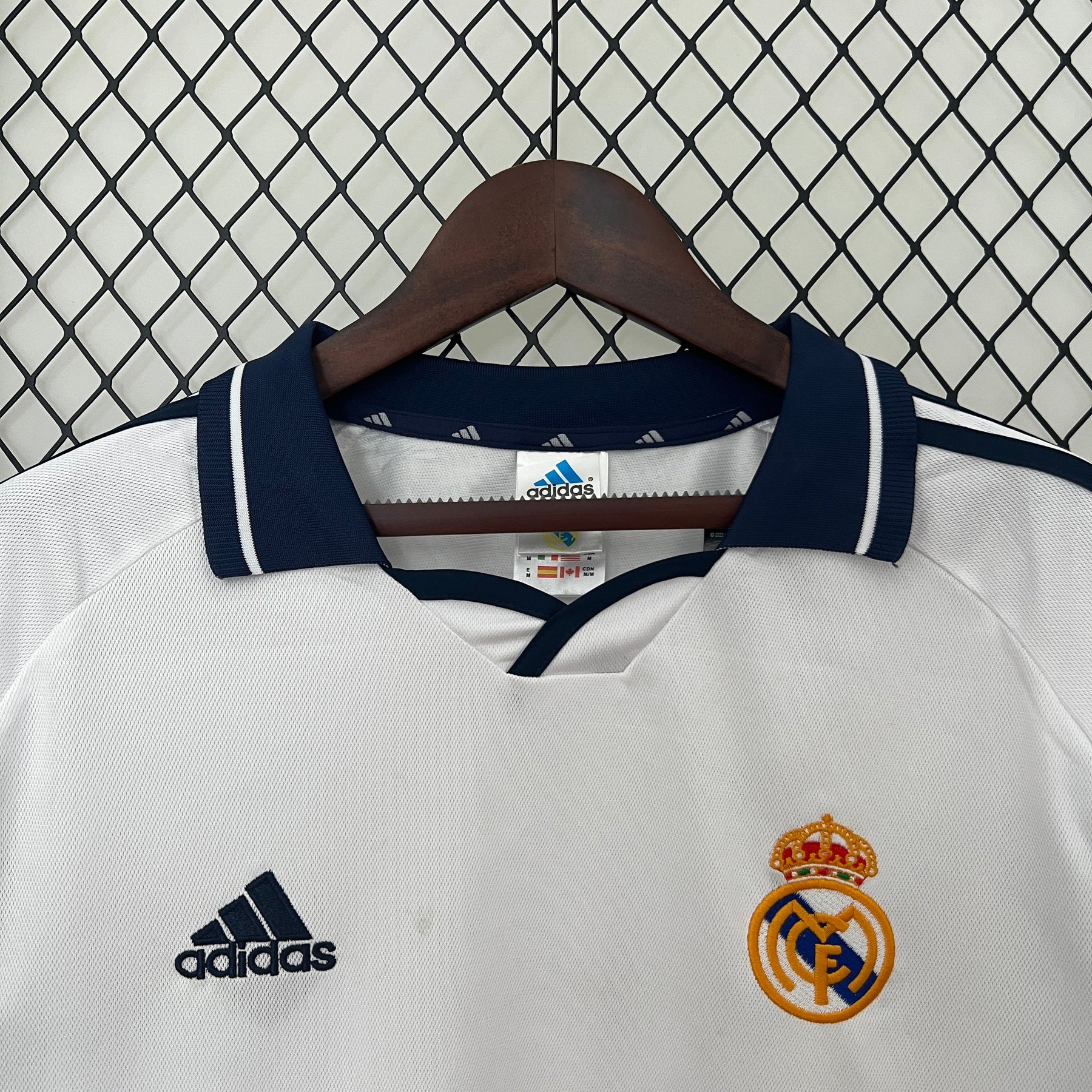 CAMISA REAL MADRID MANGA LONGA RETRÔ HOME 00/01