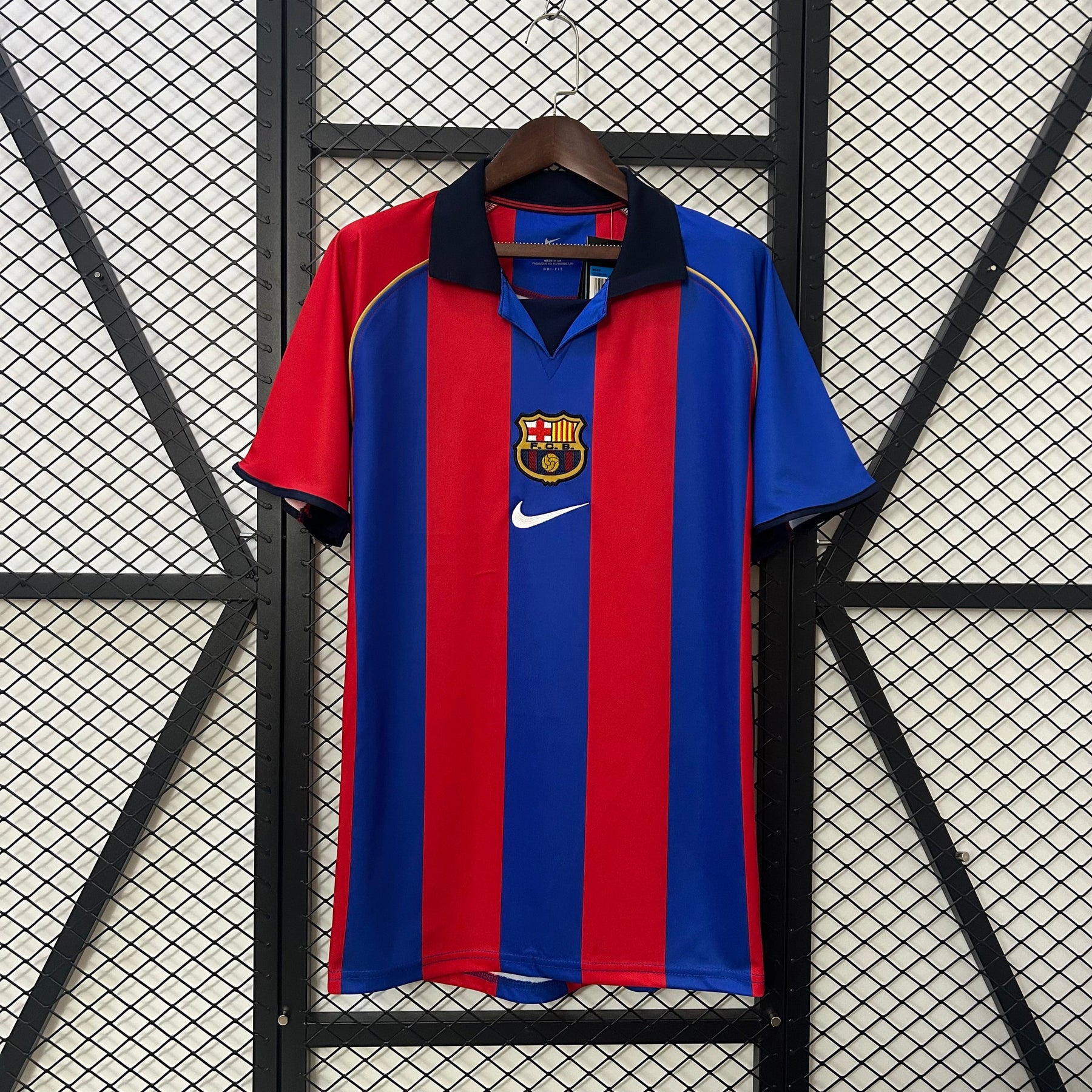 CAMISA RETRÔ BARCELONA HOME 01/02