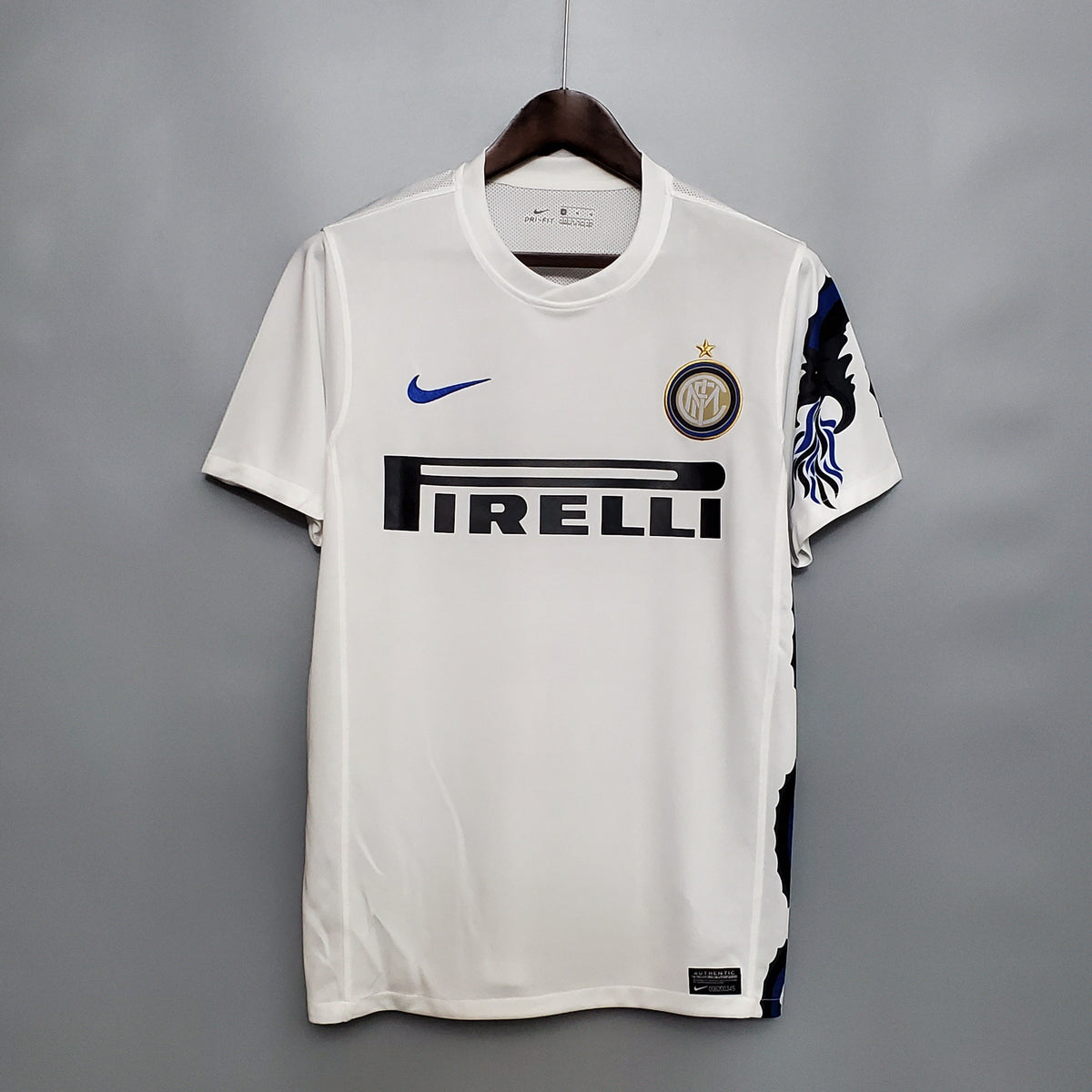CAMISA INTER DE MILÃO RETRÔ AWAY 10/11