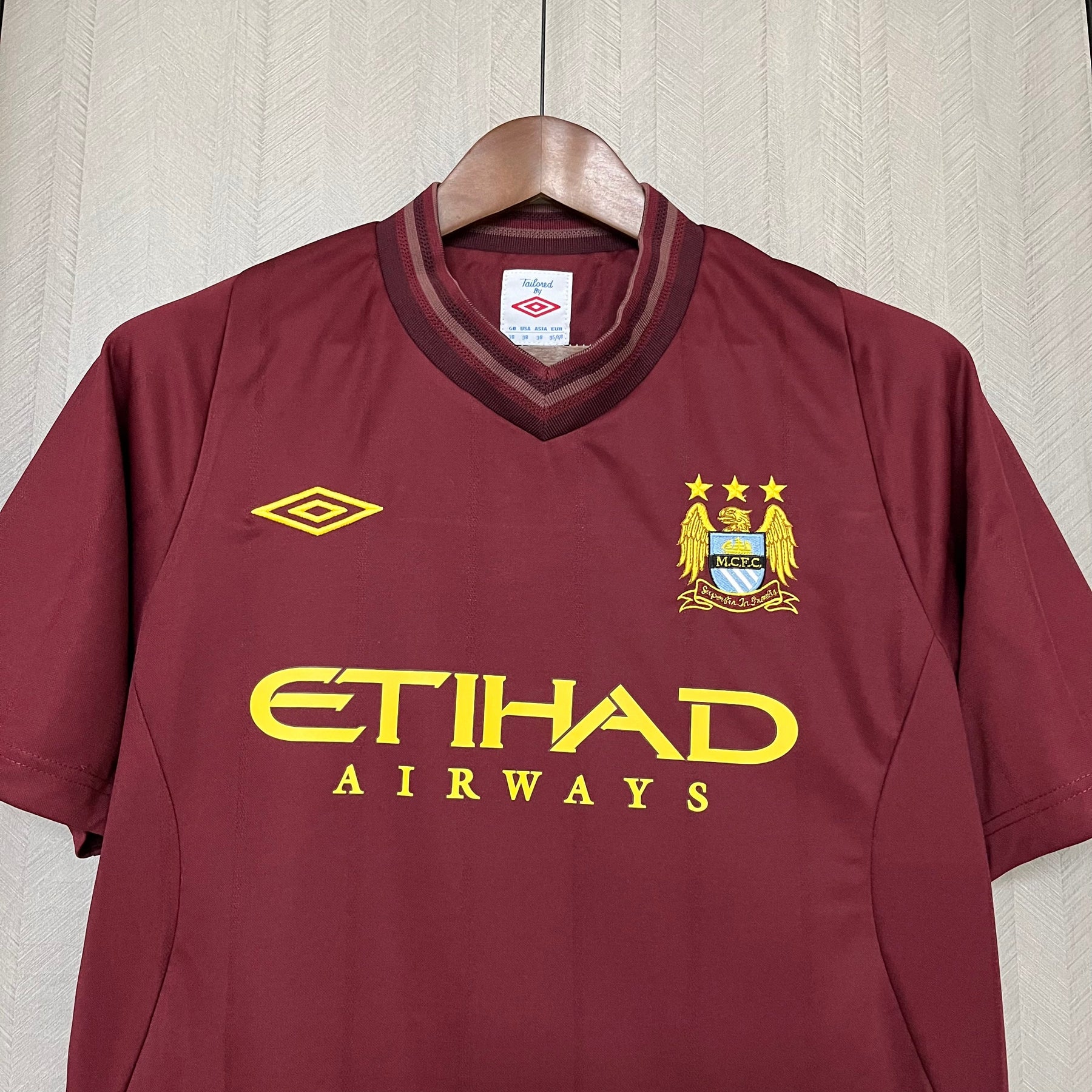 CAMISA MANCHESTER CITY RETRÔ AWAY 12/13