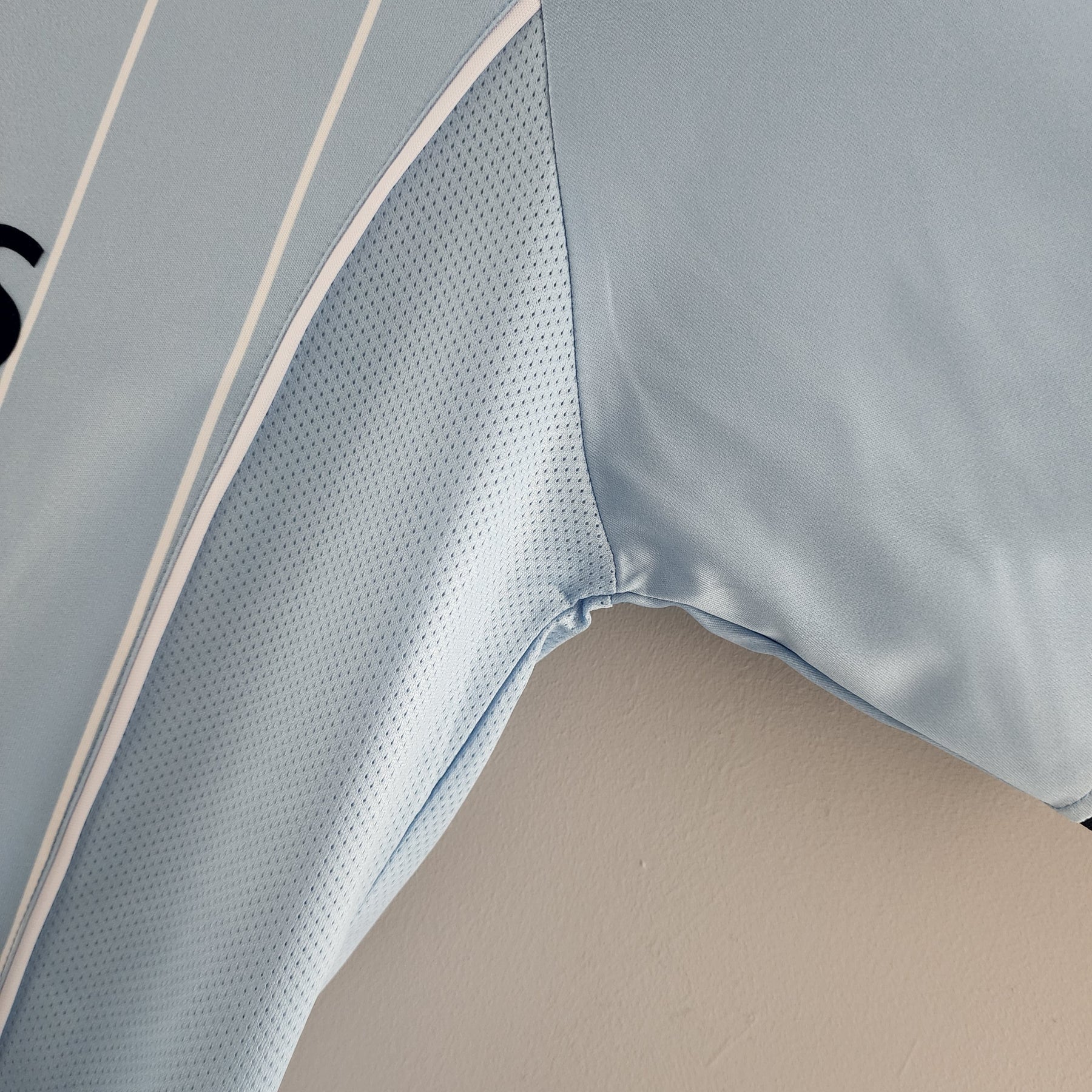 CAMISA MANCHESTER CITY RETRÔ HOME 08/09