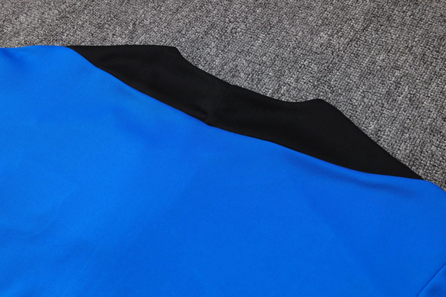 CONJUNTO DE TREINO BARCELONA B822 24/25