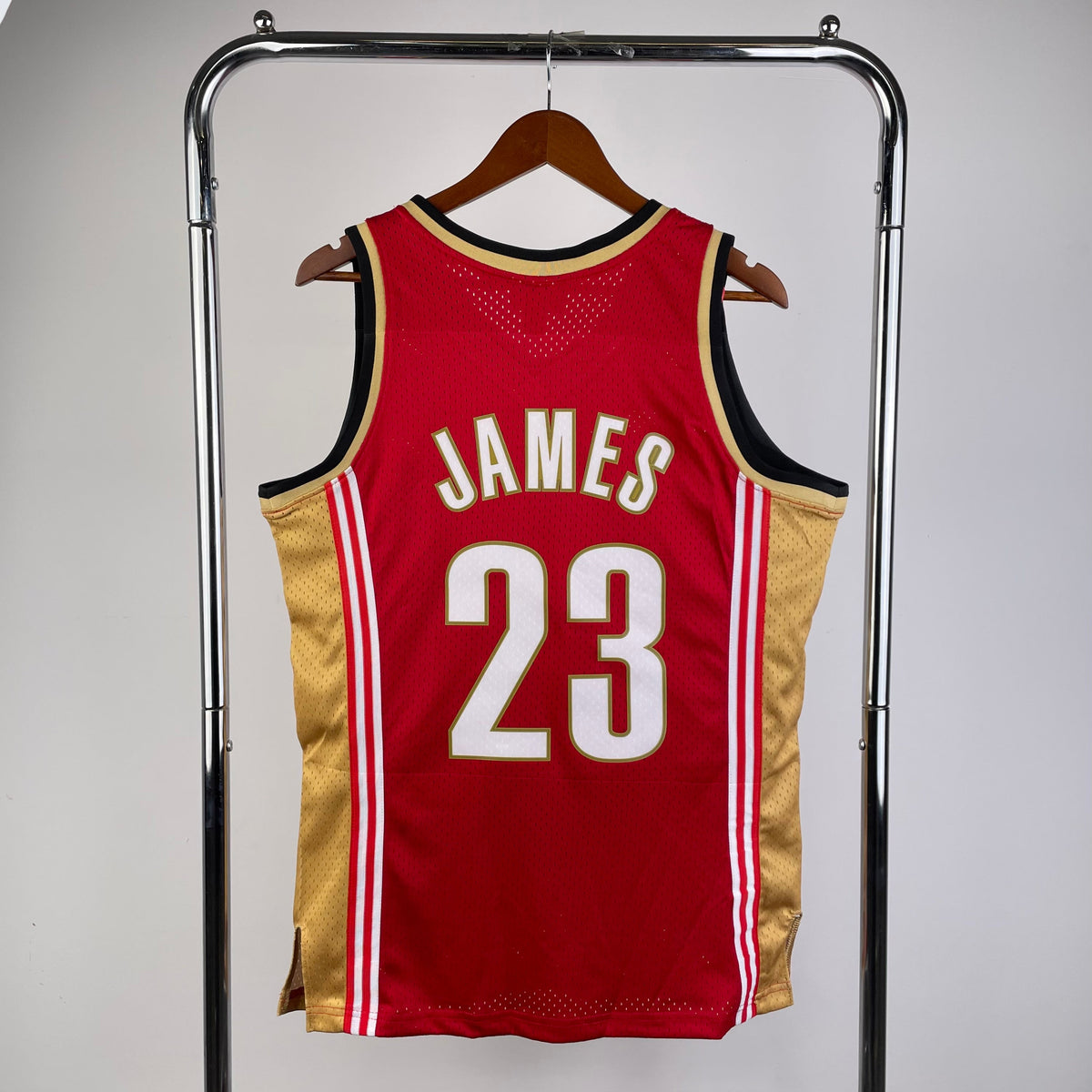 NBA CLASSIC CLEVELAND CAVALIERS #23 JAMES 2003/04