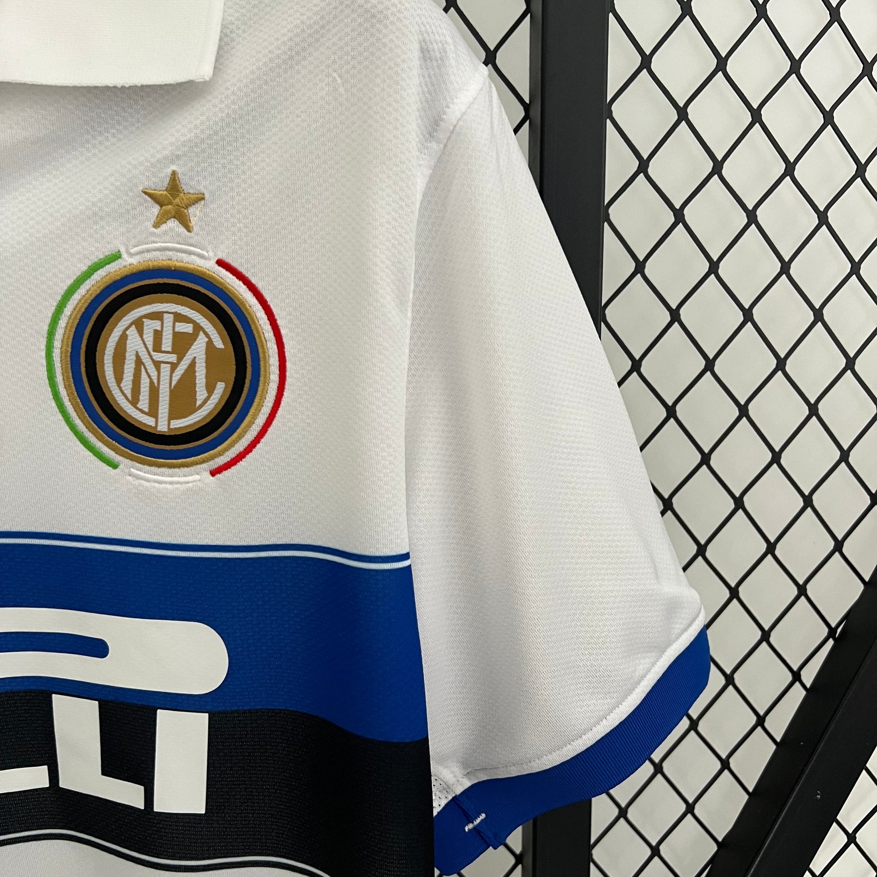CAMISA RETRÔ INTER DE MILÃO AWAY 09/10