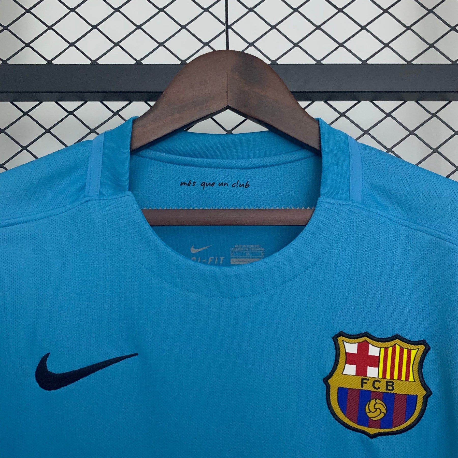 CAMISA RETRÔ BARCELONA THIRD 2015/16