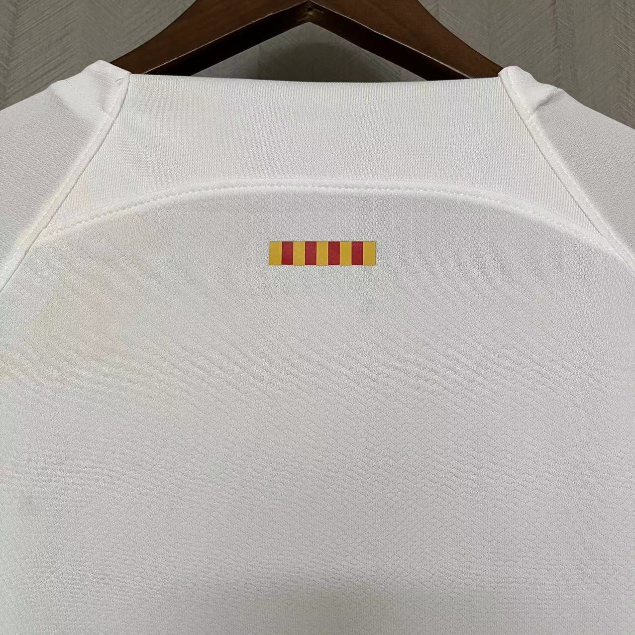 KIT INFANTIL BARCELONA AWAY 23/24