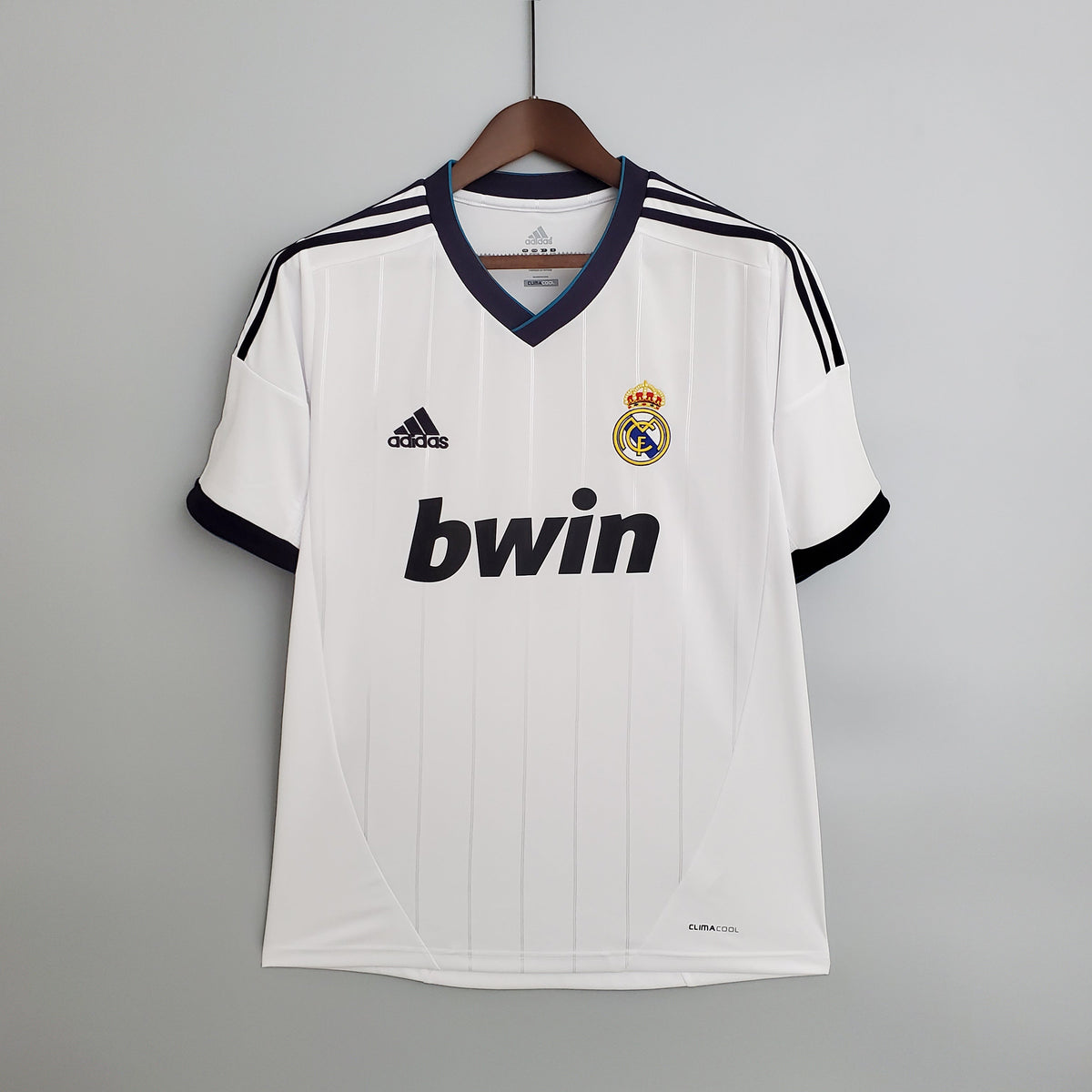 CAMISA RETRÔ REAL MADRID HOME 12/13